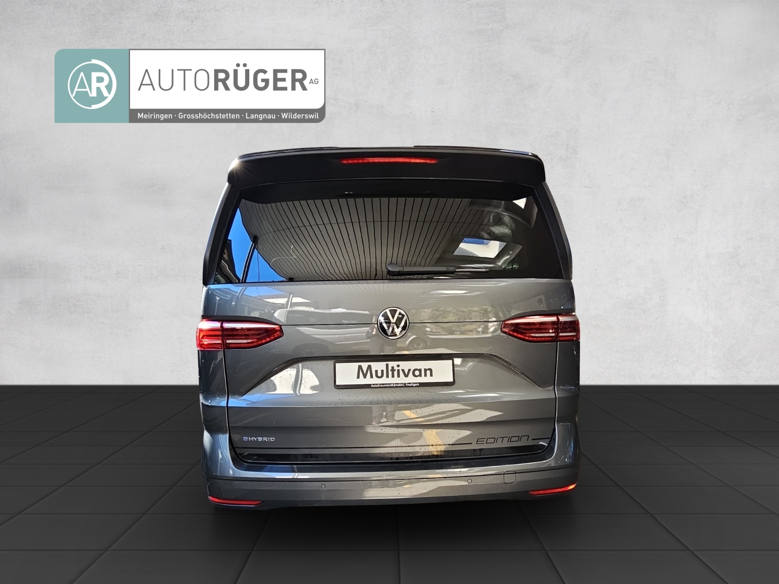 VW Multivan 1.4 eHybrid Life DSG Lang-image-4