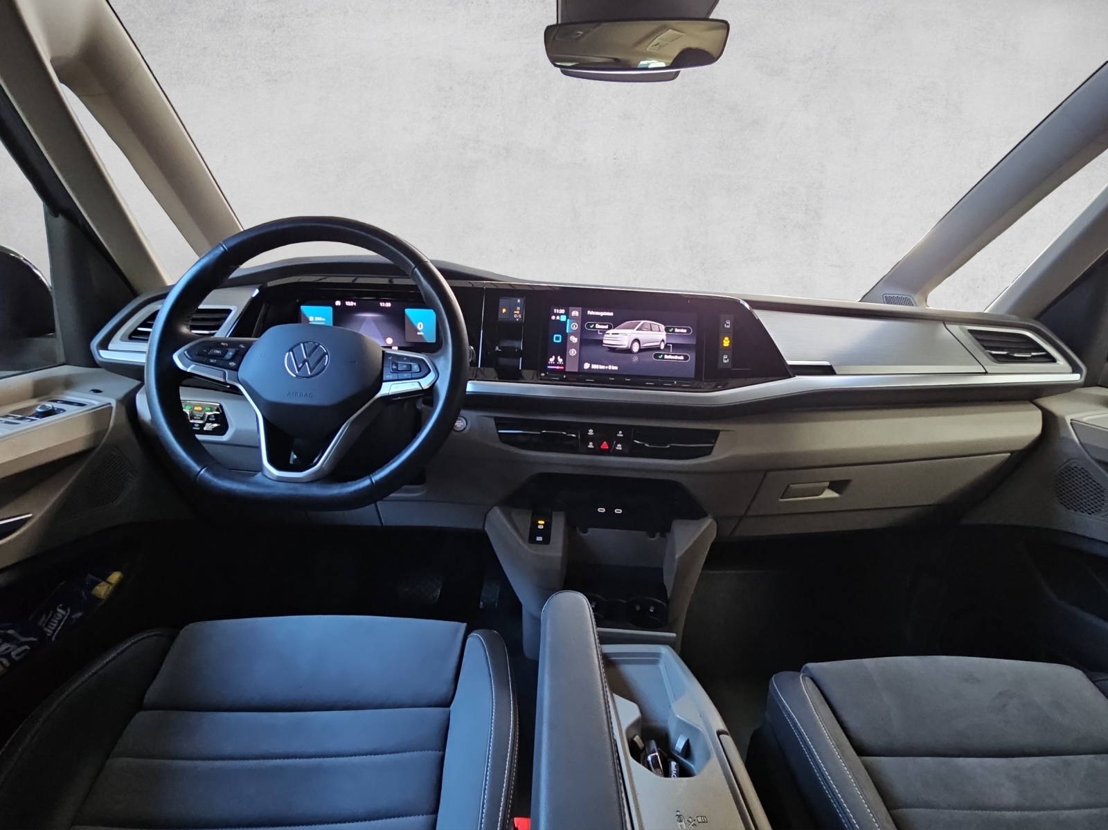 VW Multivan 1.4 eHybrid Life DSG Lang-image-11