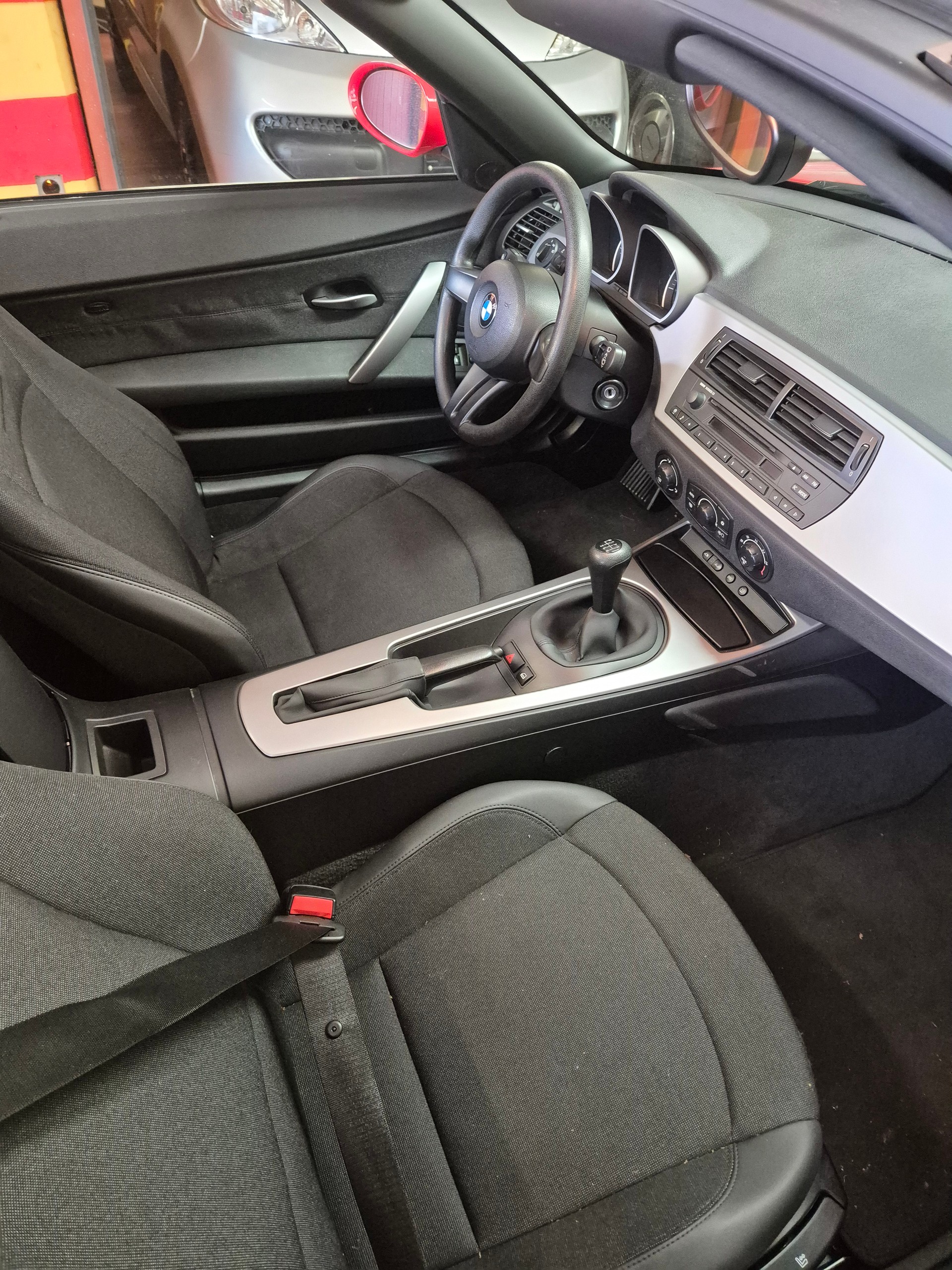 BMW Z4-image-4