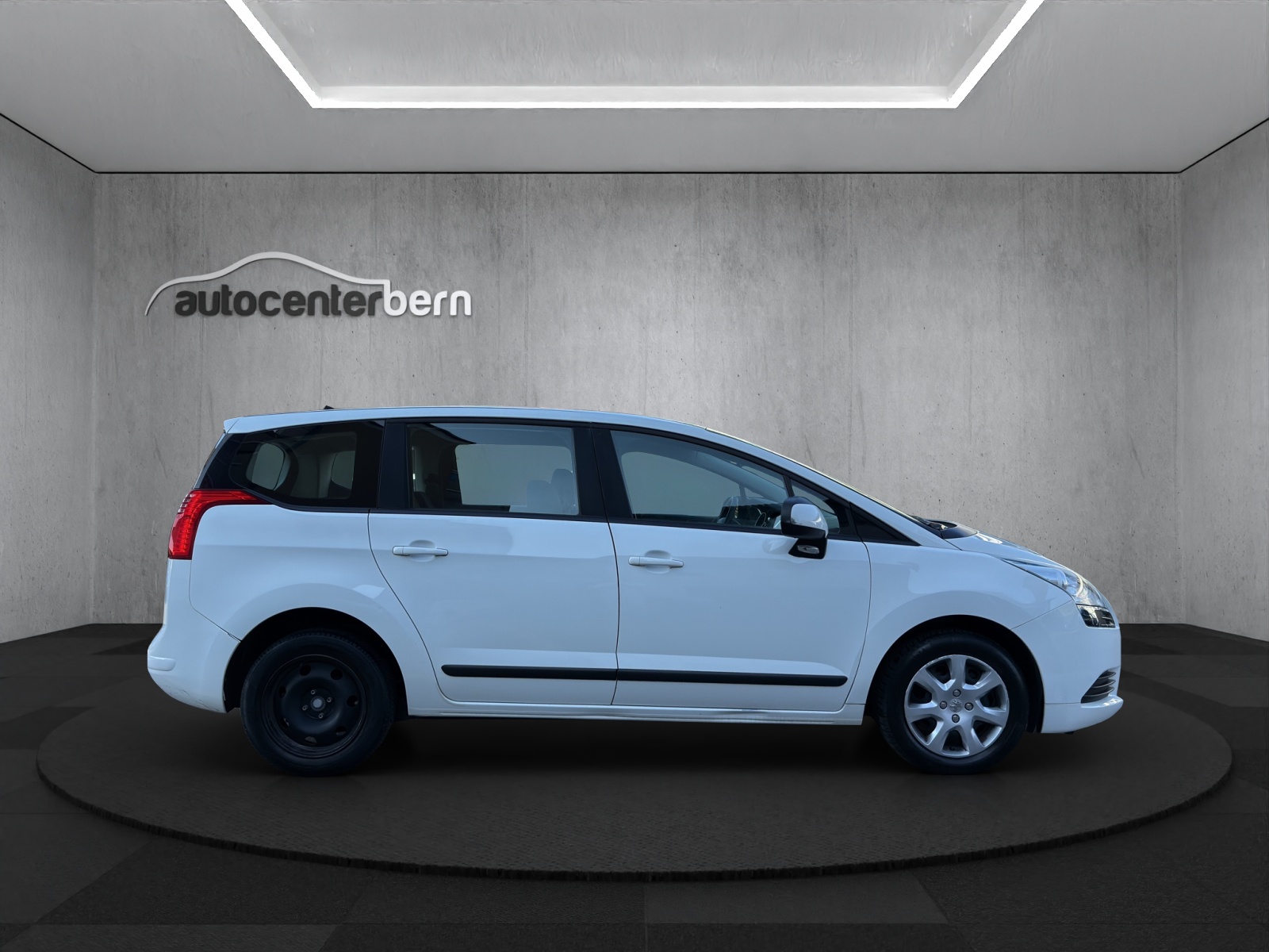 PEUGEOT 5008 1.6 16V VTI Business-image-7