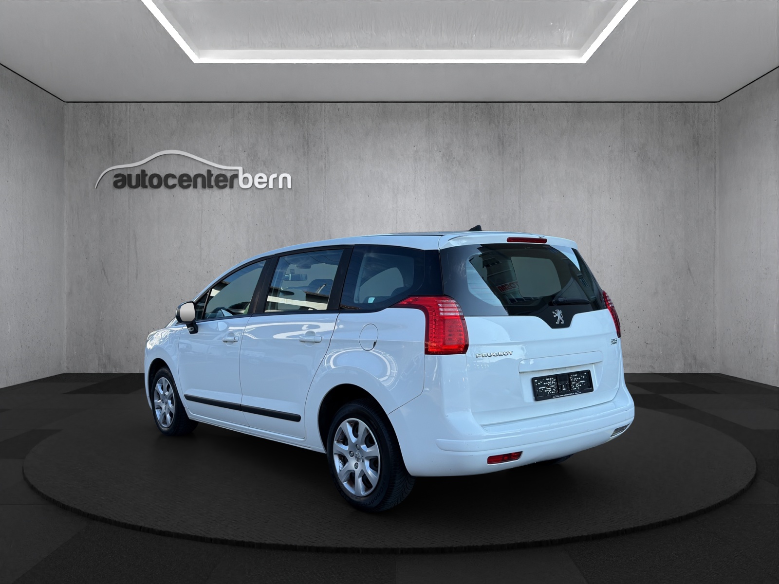 PEUGEOT 5008 1.6 16V VTI Business-image-4