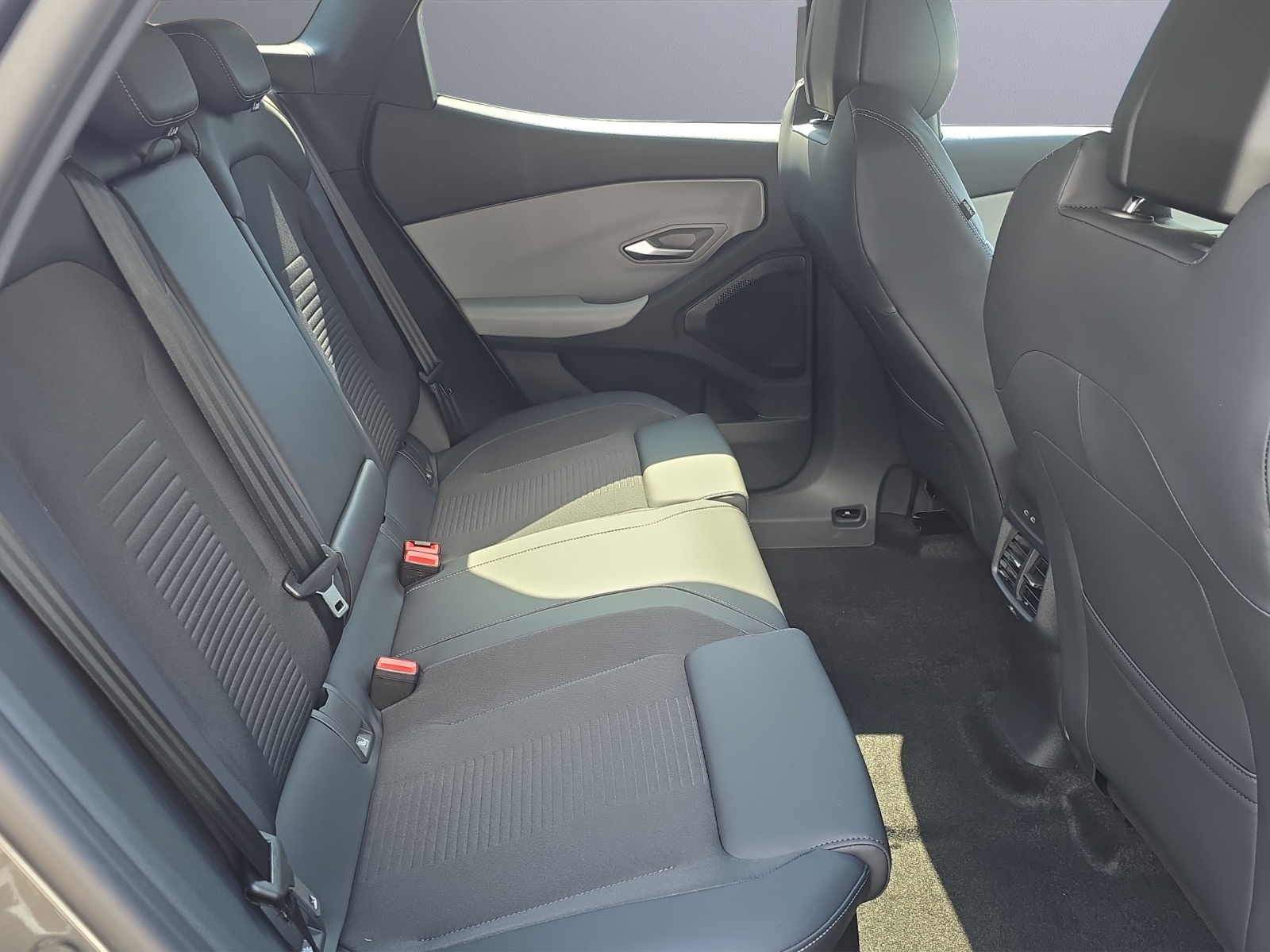 FORD Explorer Extended Range Select-image-12