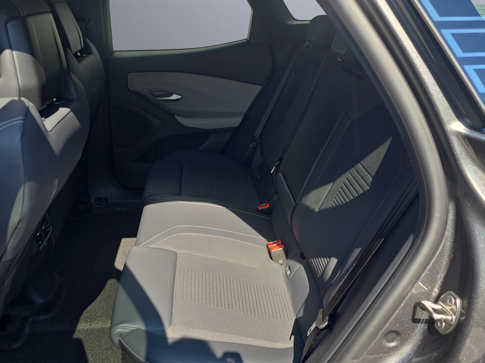 FORD Explorer Extended Range Select-image-7