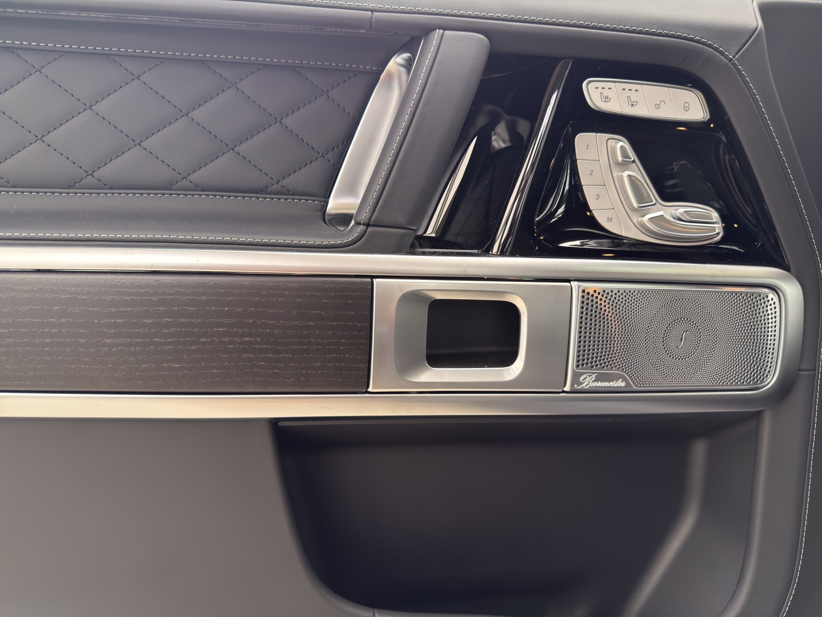 MERCEDES-BENZ G 500 9G-Tronic-image-13