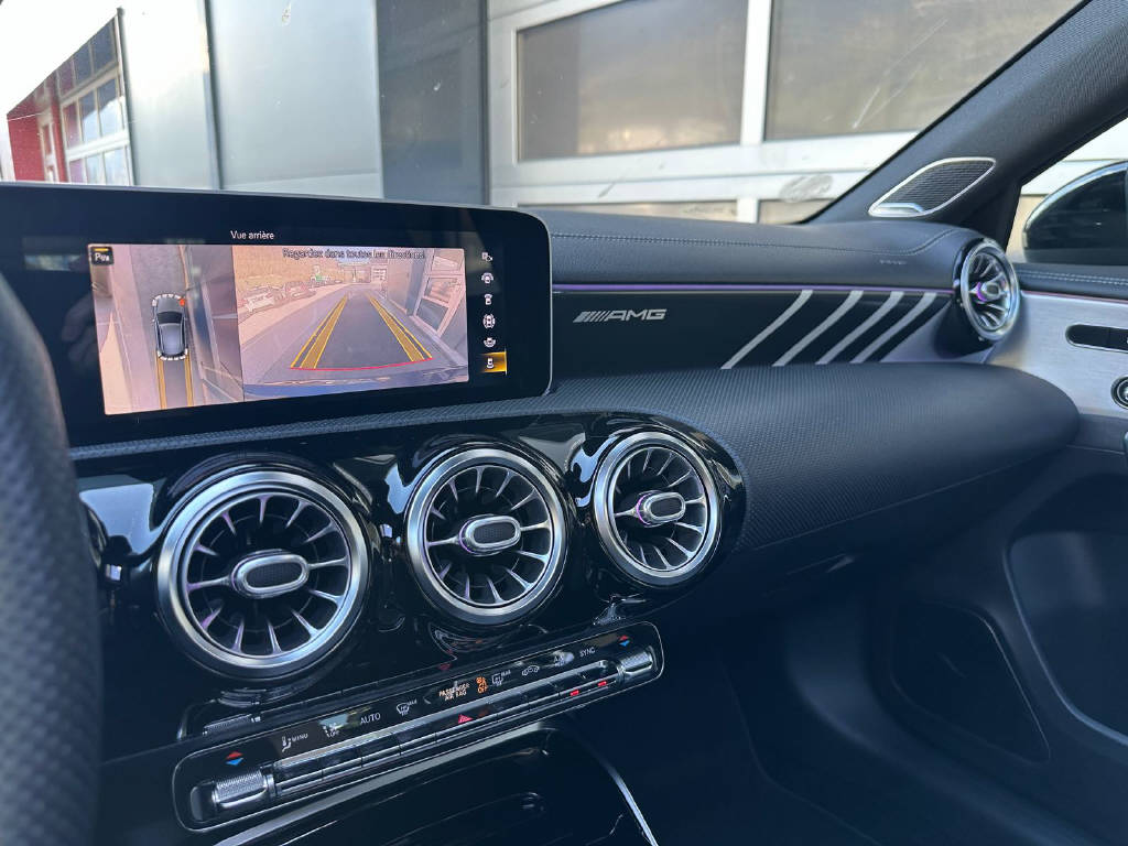 MERCEDES-BENZ A 35 AMG 4matic Edition - CH-image-11