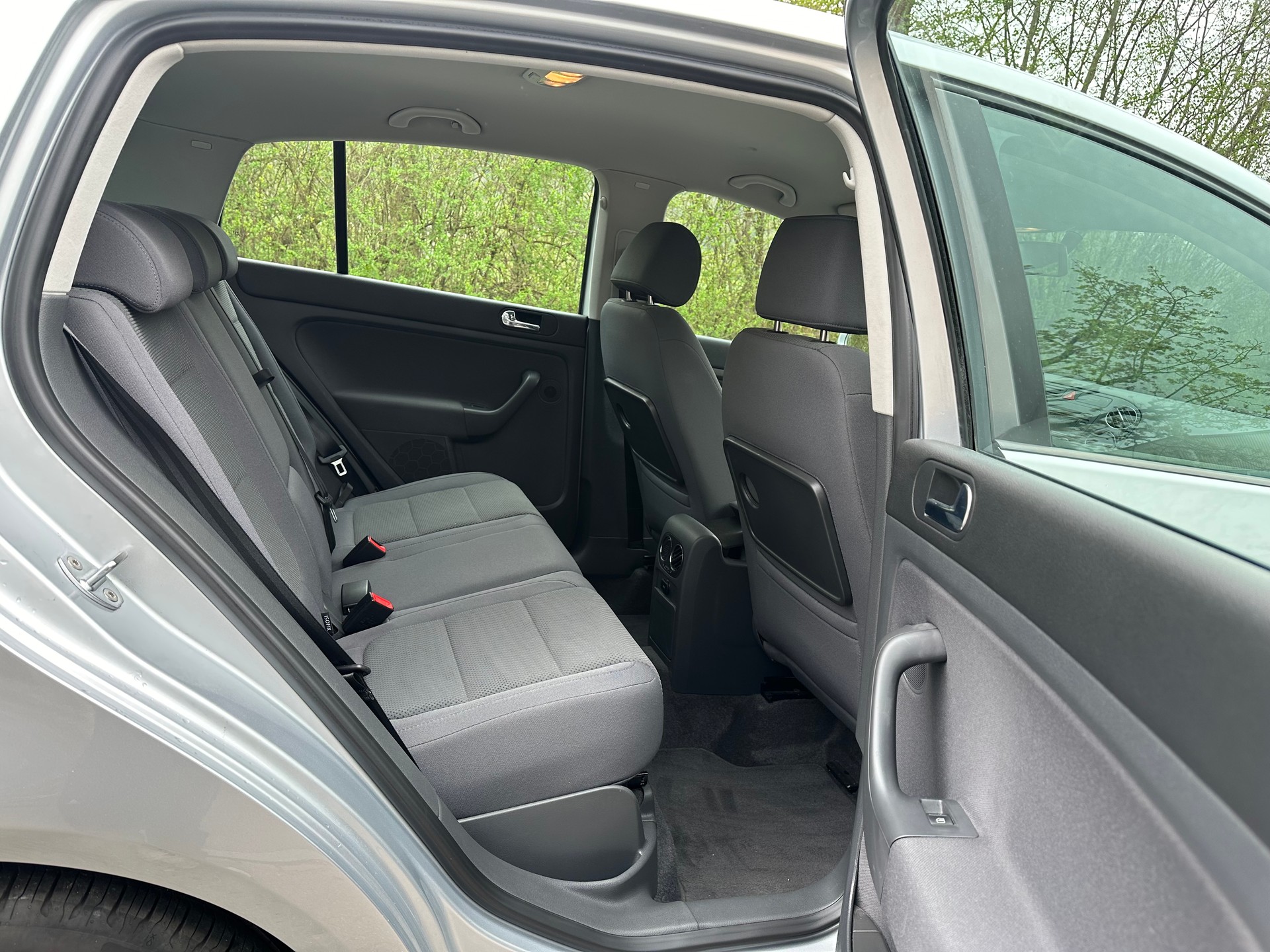 VW Golf Plus 1.6 FSI Comfortline-image-15