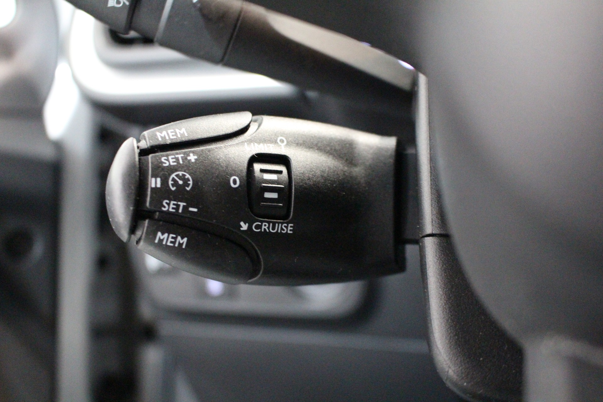 CITROEN C3 1.2 PureTech Feel-image-15