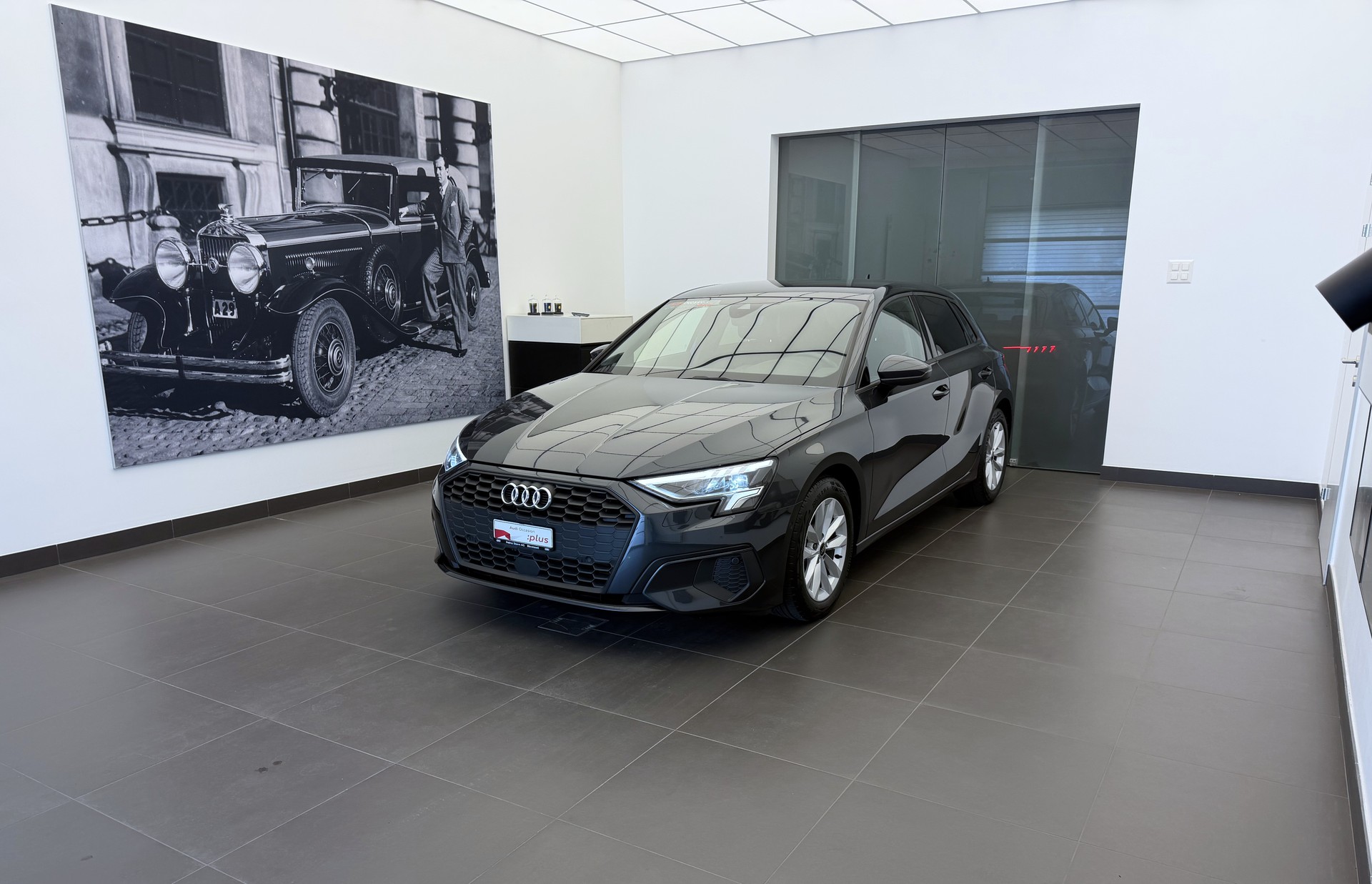 AUDI A3 Sportback 35 TFSI Attraction S-tronic-image-0