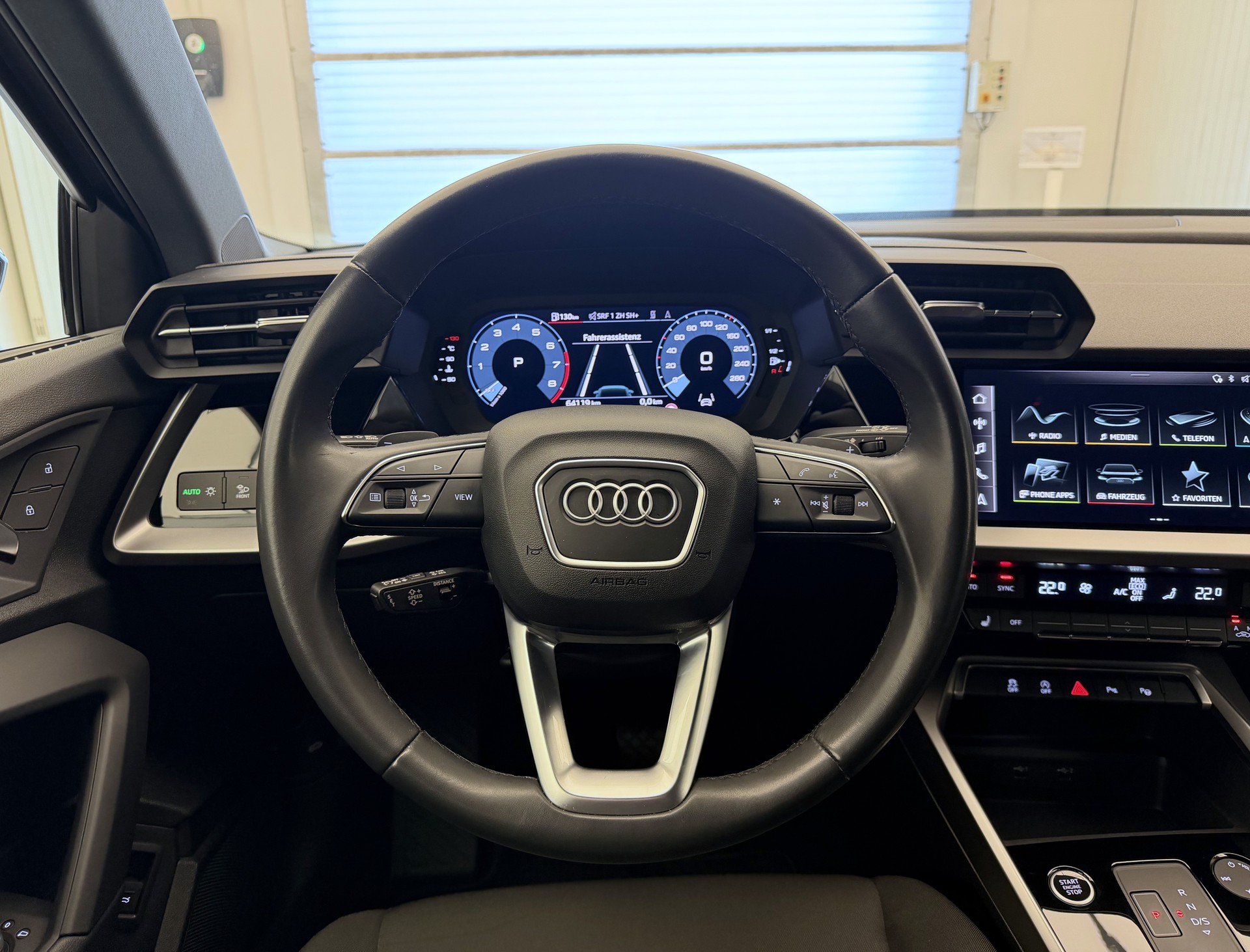 AUDI A3 Sportback 35 TFSI Attraction S-tronic-image-6