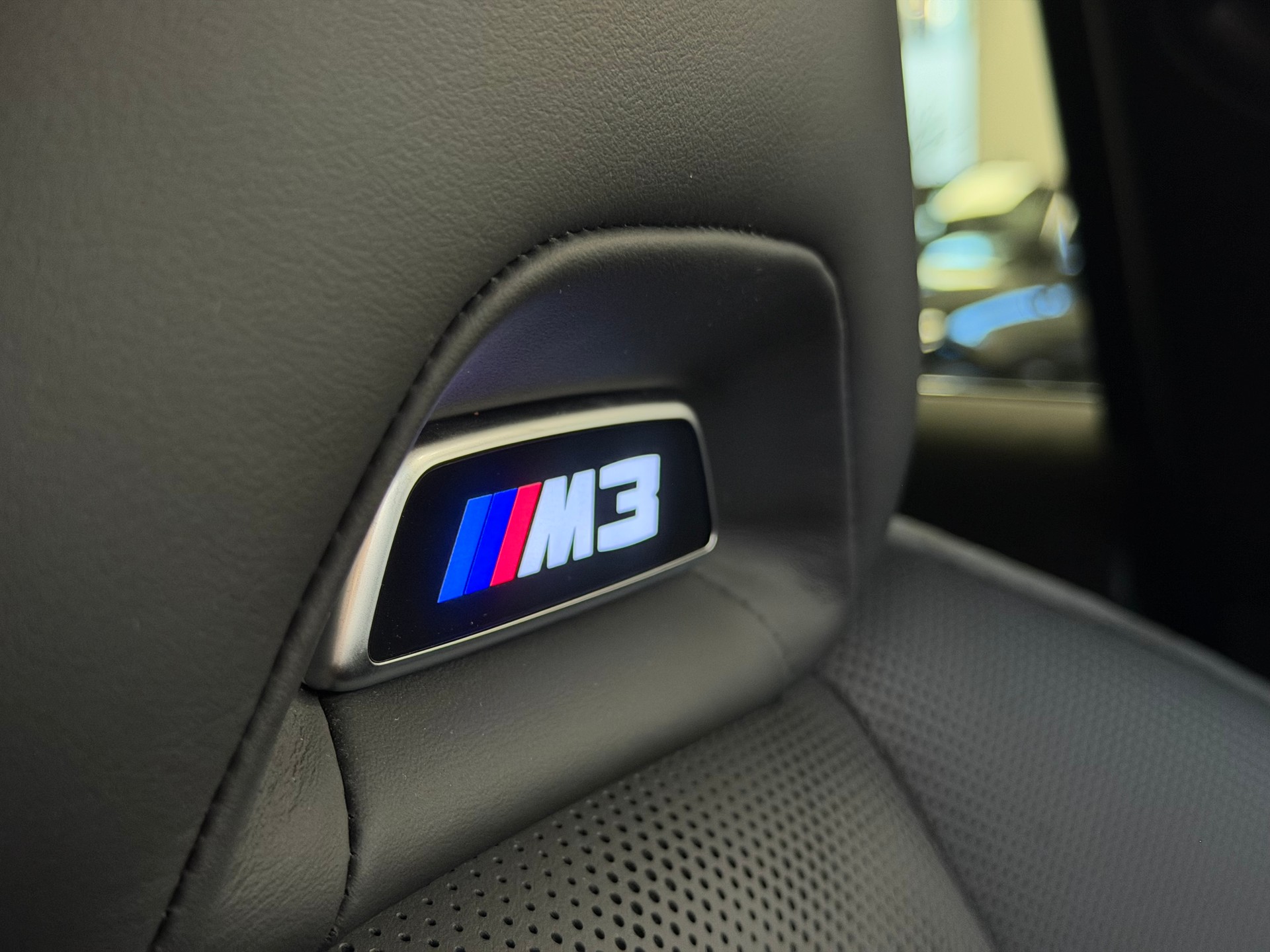 BMW M3 Competition °° BMW-Garantie bis 06.2028 °°-image-24