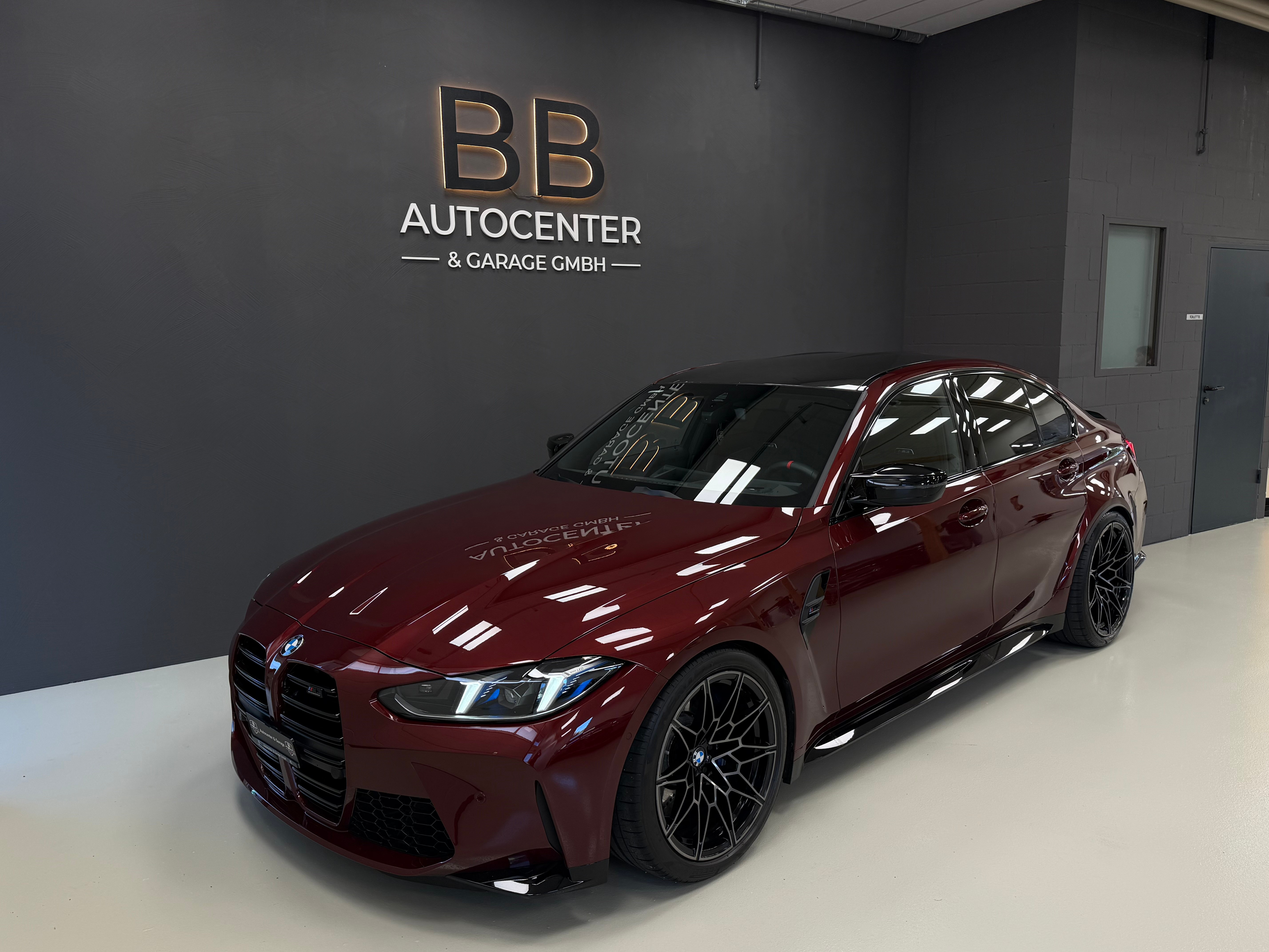 Car photo