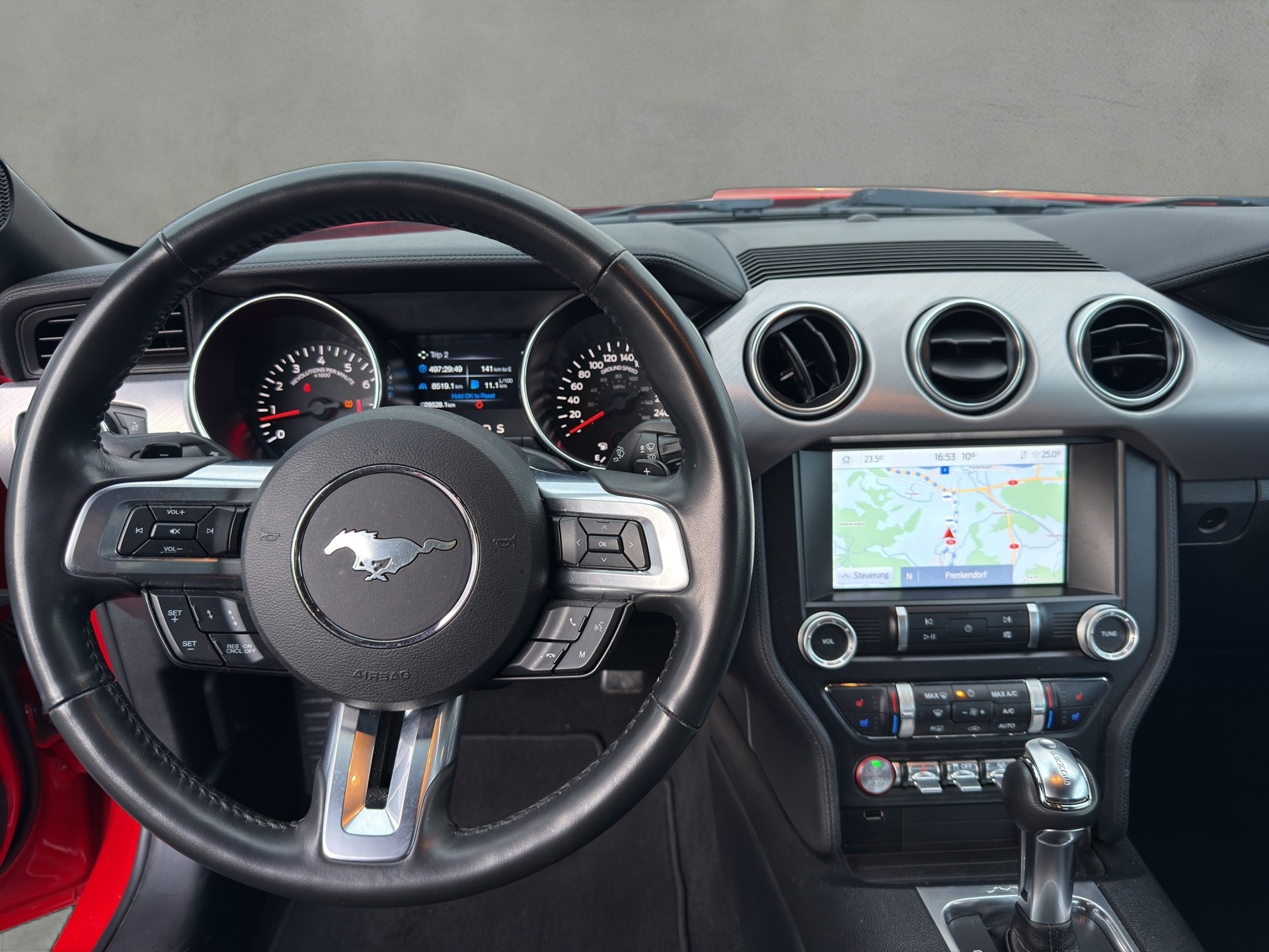 FORD Mustang Fastback 5.0 V8 GT Automat-image-8