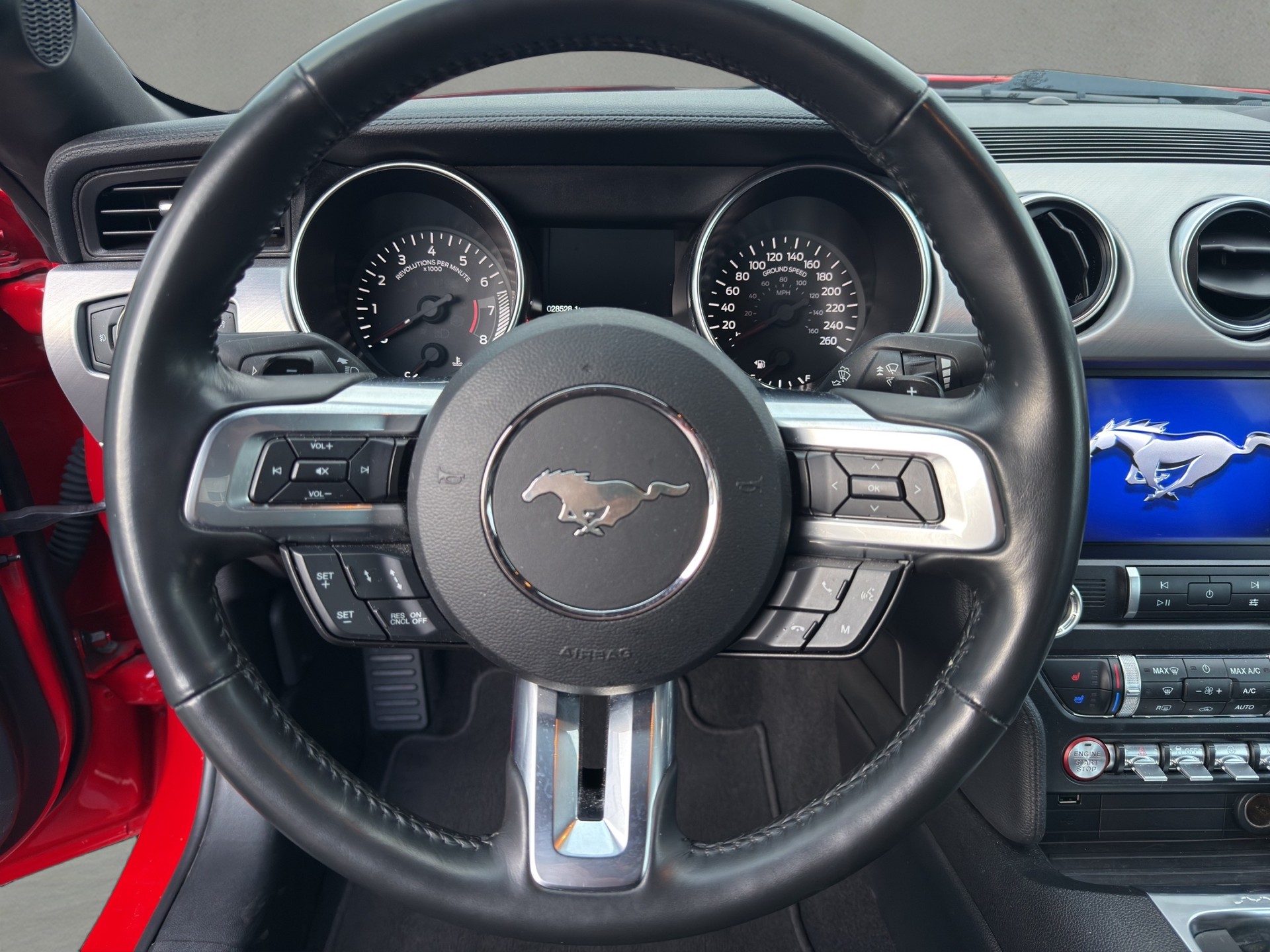 FORD Mustang Fastback 5.0 V8 GT Automat-image-9