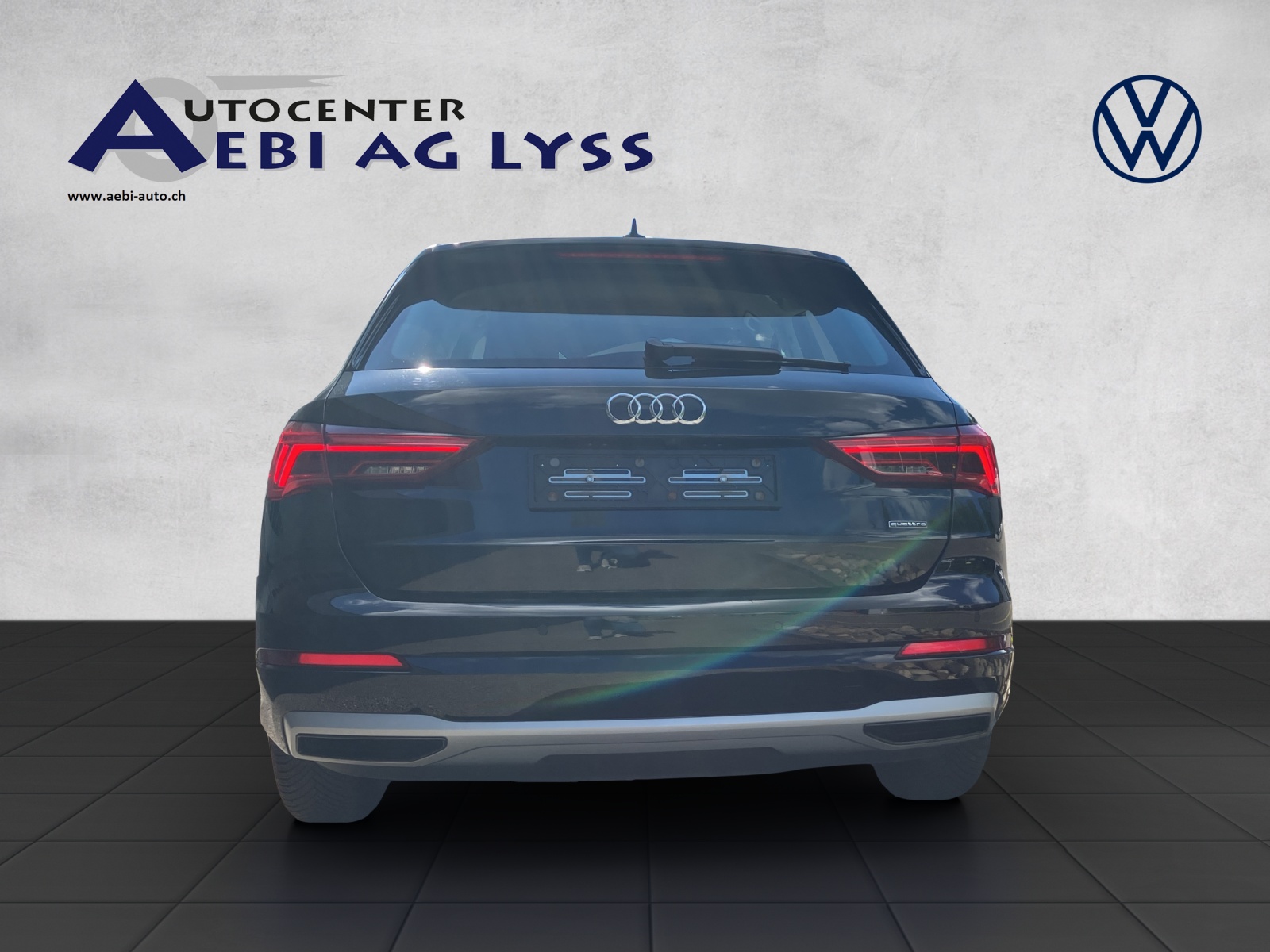 AUDI Q3 40 TFSI advanced quattro S-tronic-image-4