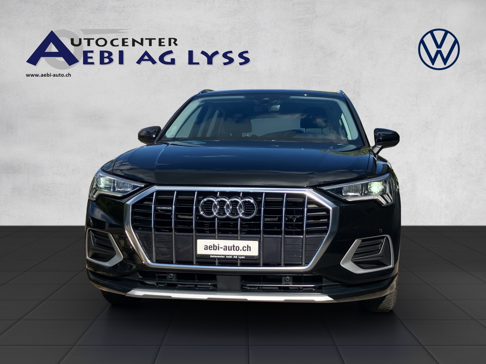 AUDI Q3 40 TFSI advanced quattro S-tronic-showroom-element-3