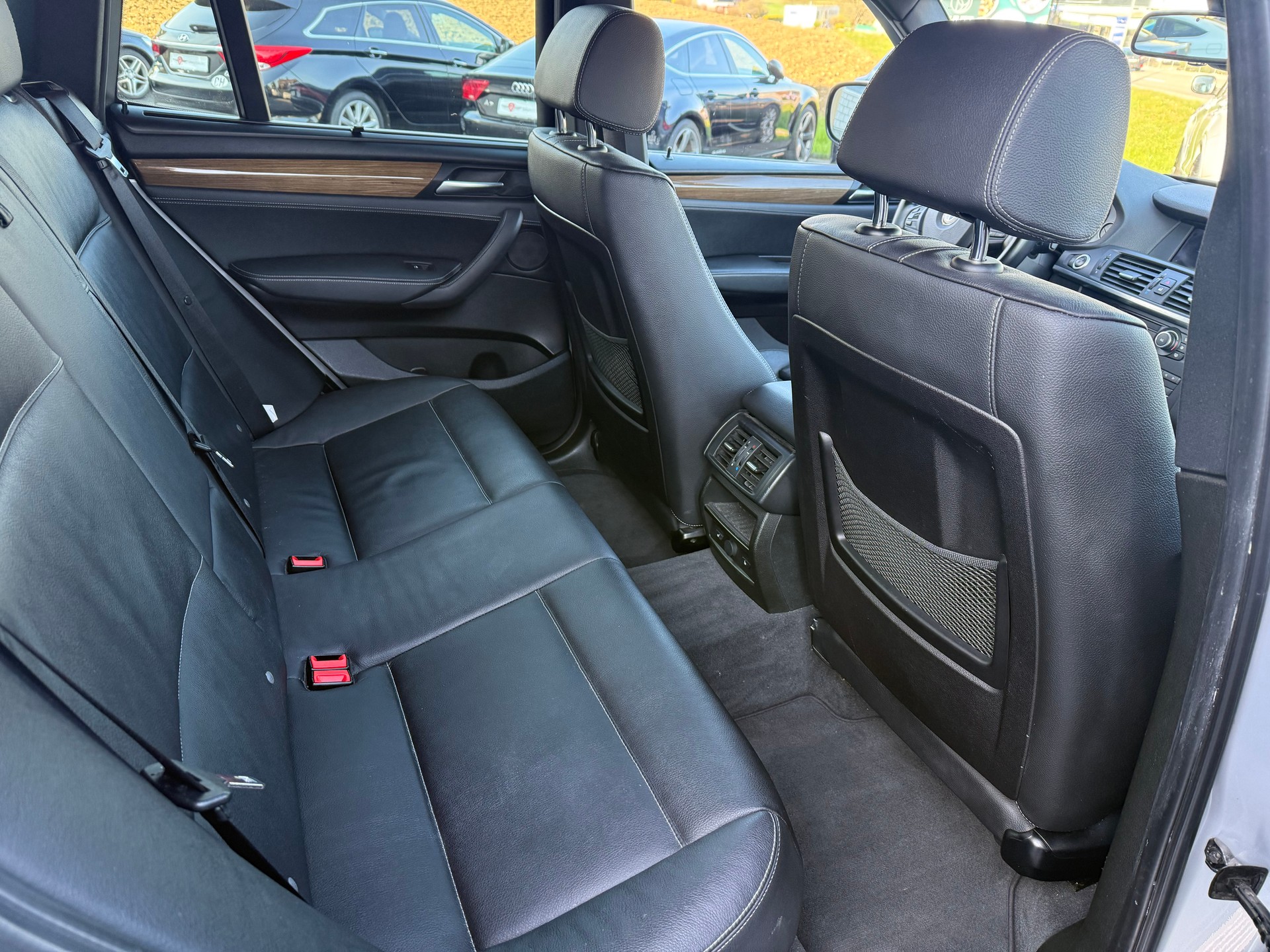 BMW X3 xDrive 35d Steptronic M-Sportpaket-image-11