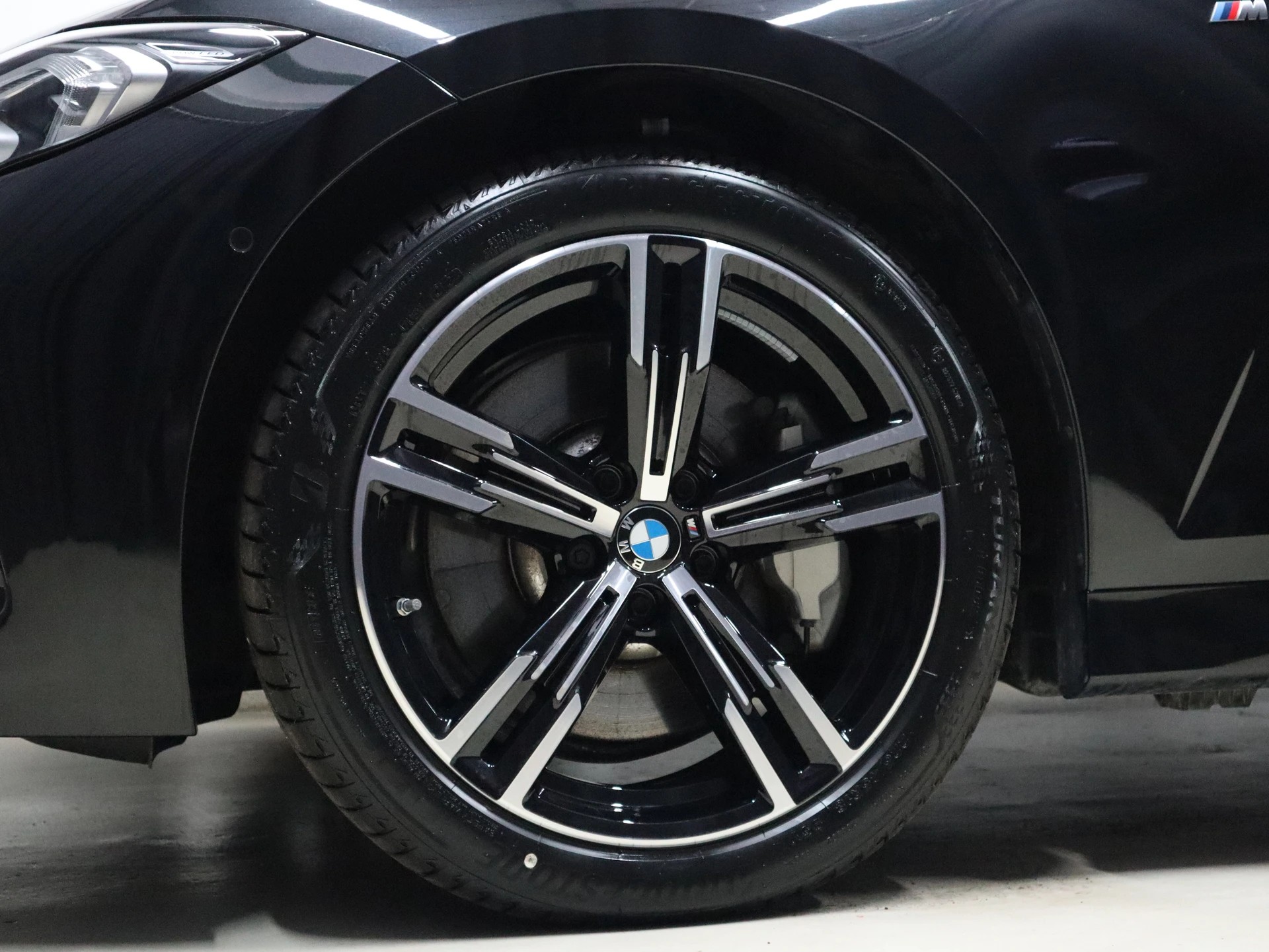 BMW 330i Touring xDrive Steptronic M Sport - Live Cockpit - Navi - AHK - Kamera - 245 PS-image-7