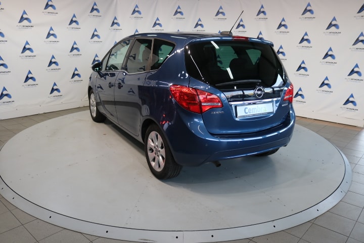 OPEL Meriva 1.4 Turbo Cosmo-image-15