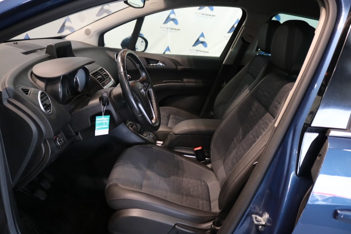 OPEL Meriva 1.4 Turbo Cosmo-image-4