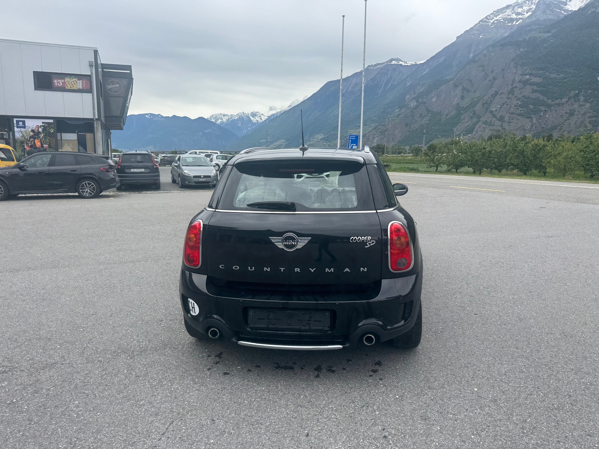 MINI Countryman Cooper SD ALL4 Snowhill-image-2