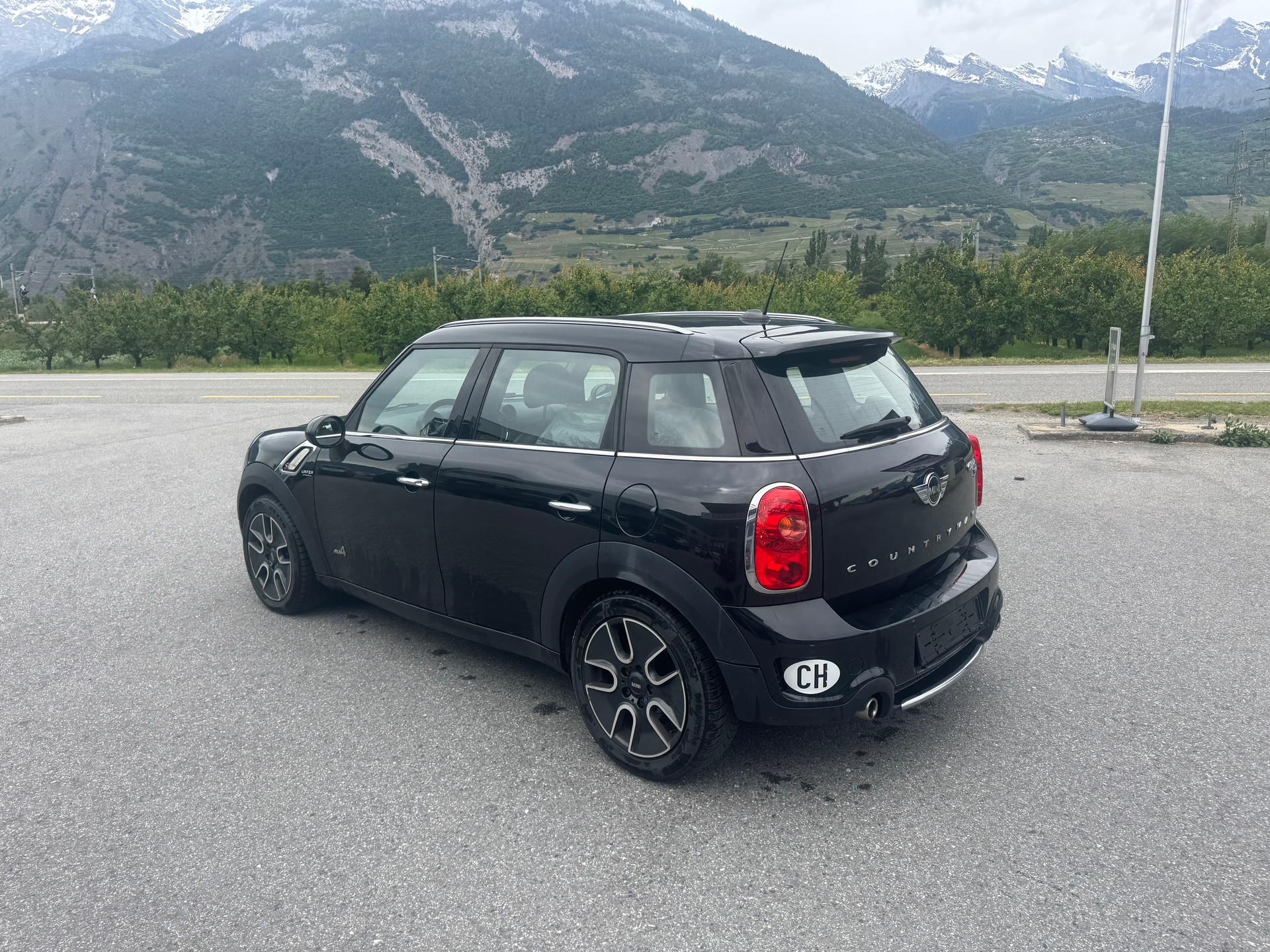 MINI Countryman Cooper SD ALL4 Snowhill-image-3