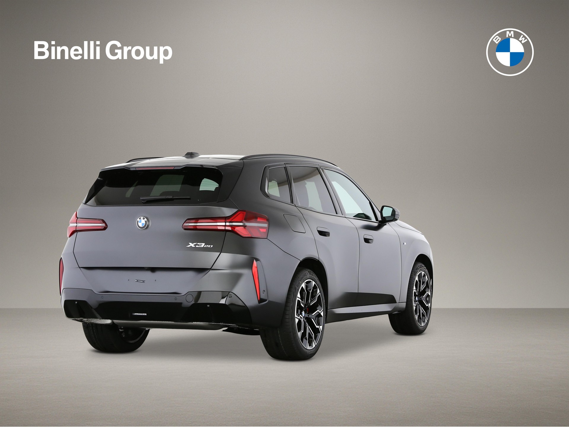 BMW X3 20i xDrive-showroom-element-1