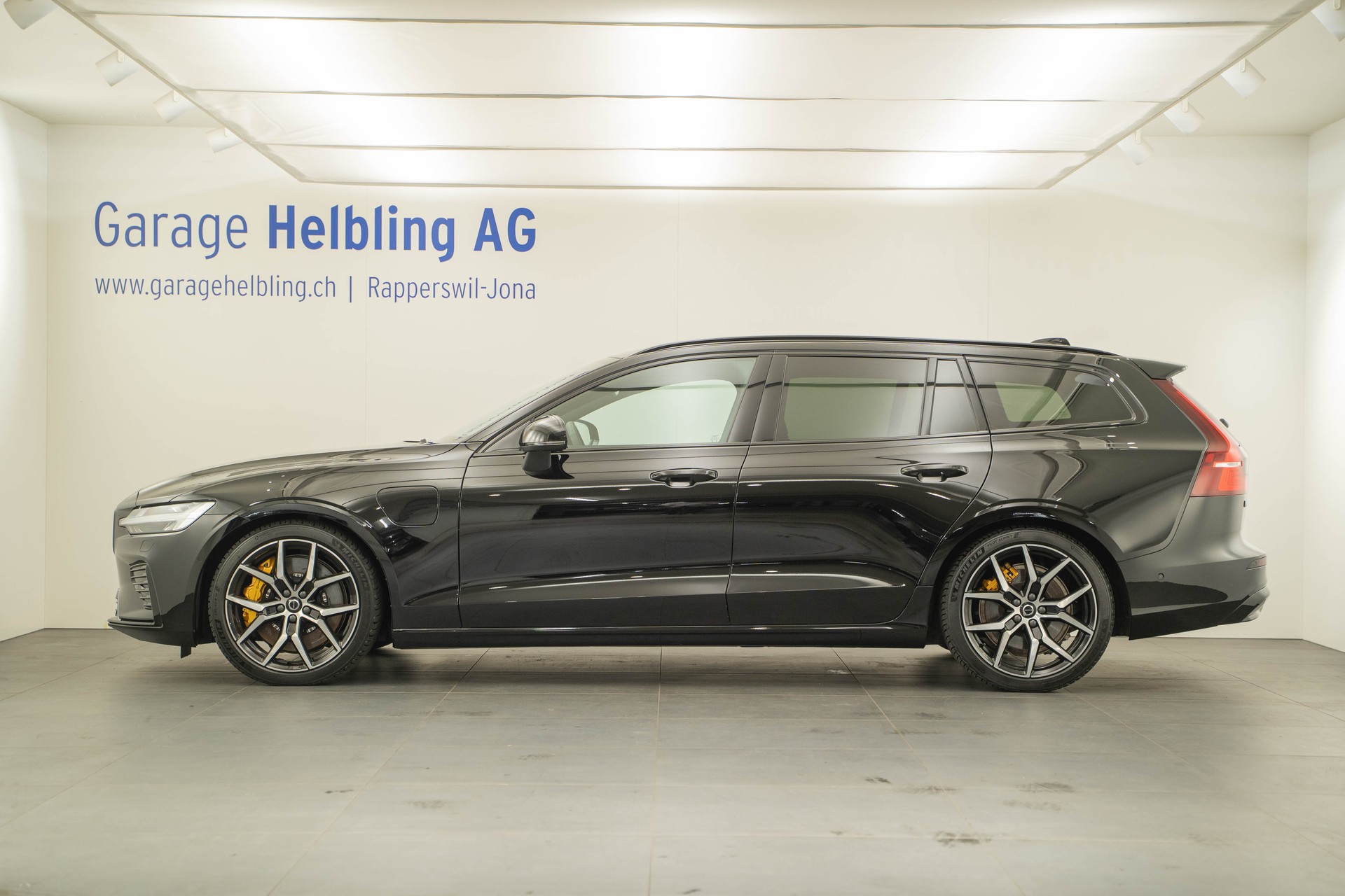 VOLVO V60 2.0 T8 TE Polestar eAWD-showroom-element-2