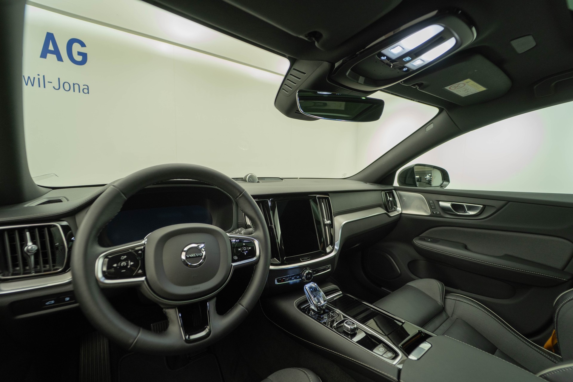 VOLVO V60 2.0 T8 TE Polestar eAWD-image-6