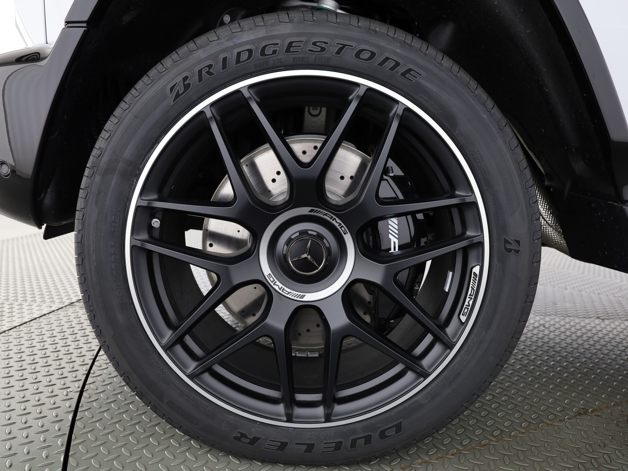 MERCEDES-BENZ G 63 AMG 9G-Tronic-image-6
