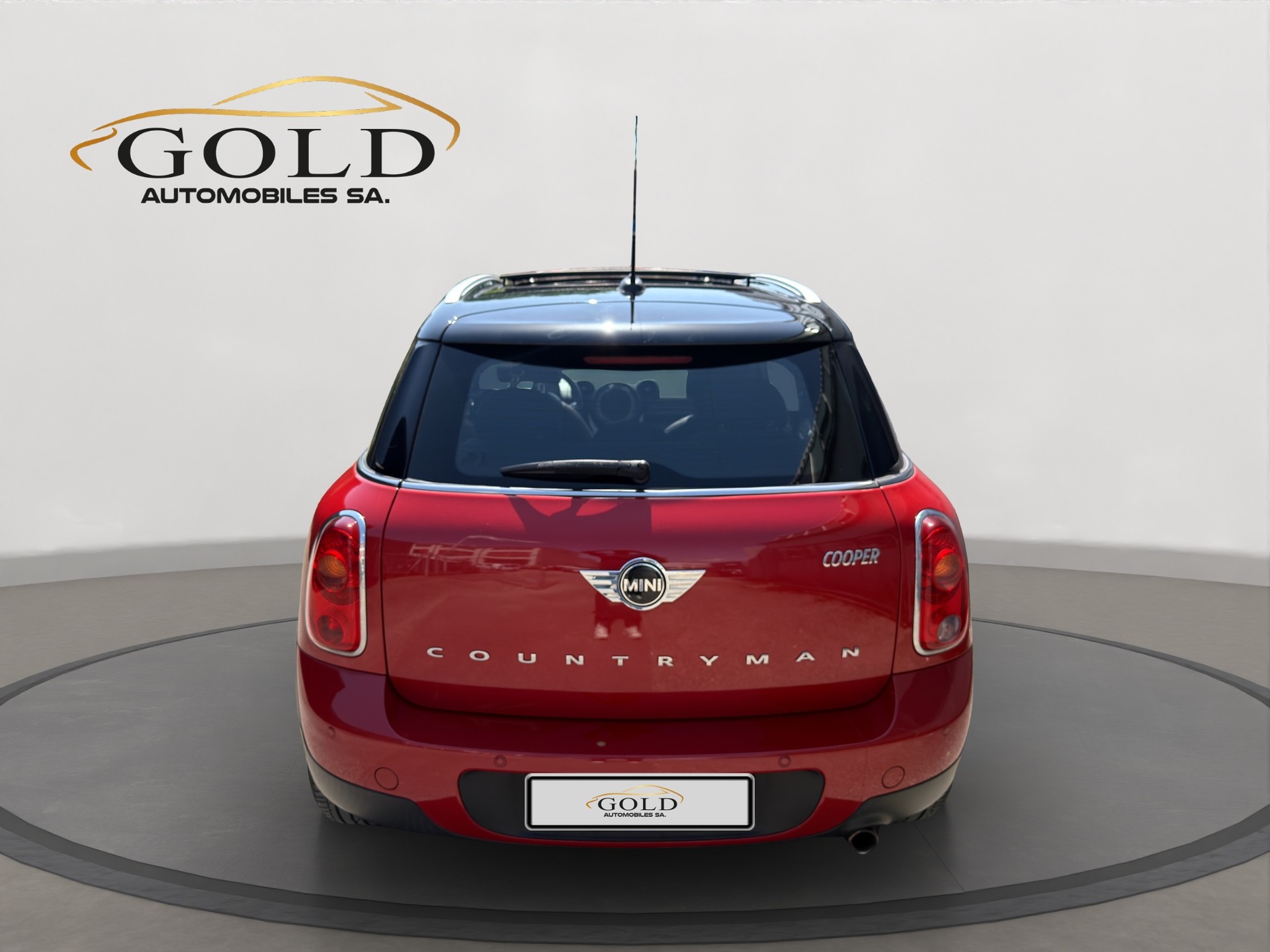 MINI Countryman Cooper FWD-image-14