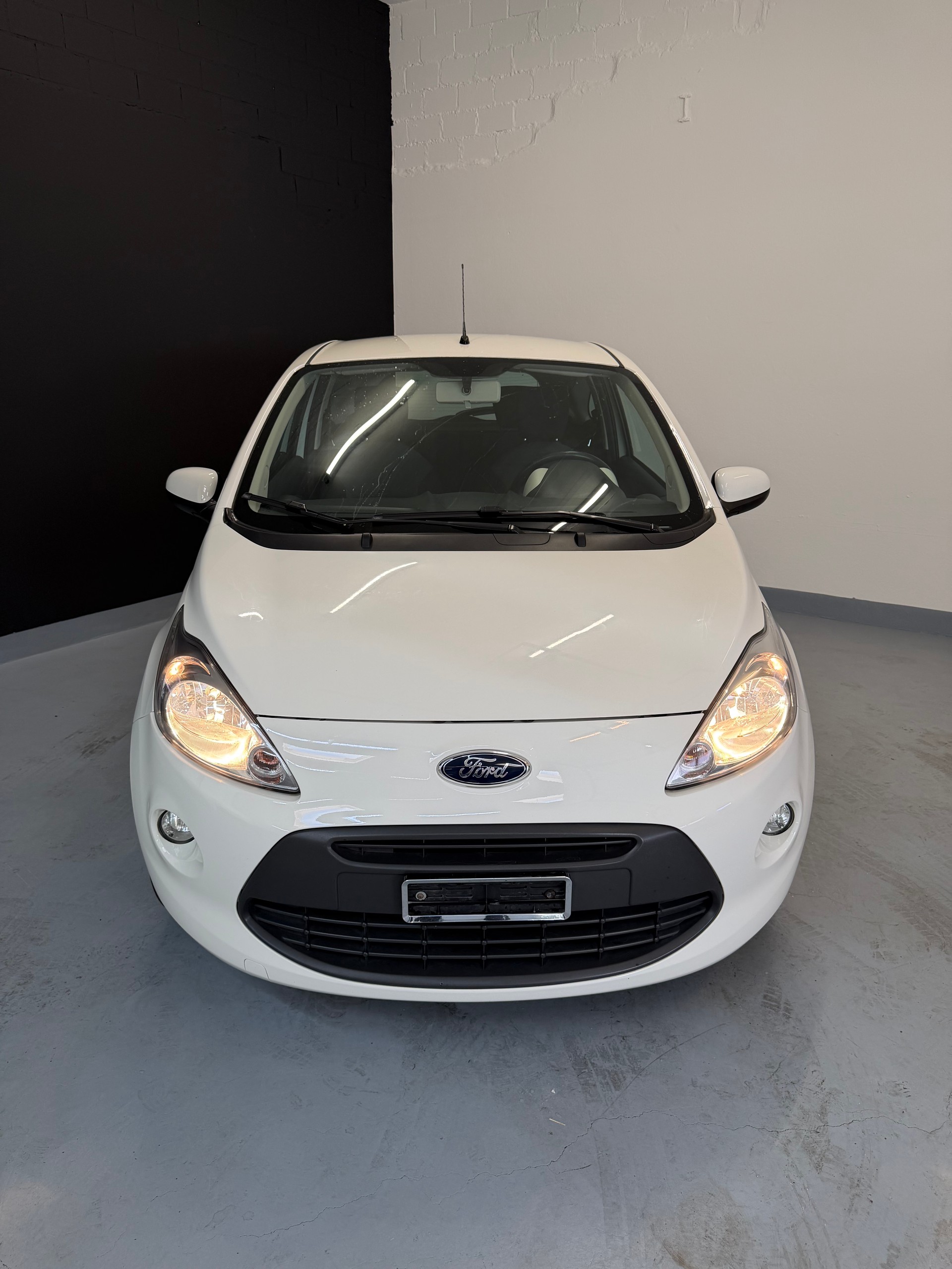 FORD KA 1.25 Ambiente ***CH-Fahrzeug***-showroom-element-1