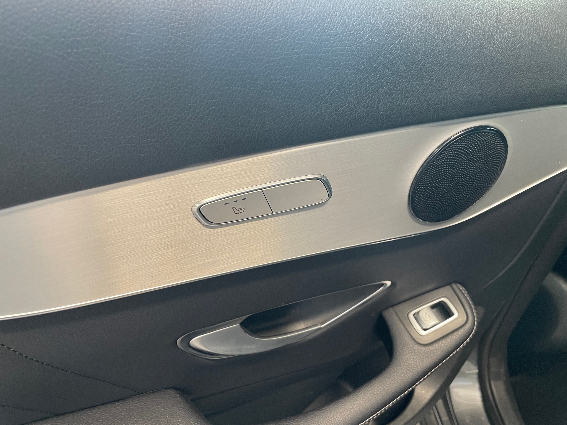 MERCEDES-BENZ GLC 350 e Exclusive 4Matic 7G-Tronic-image-11