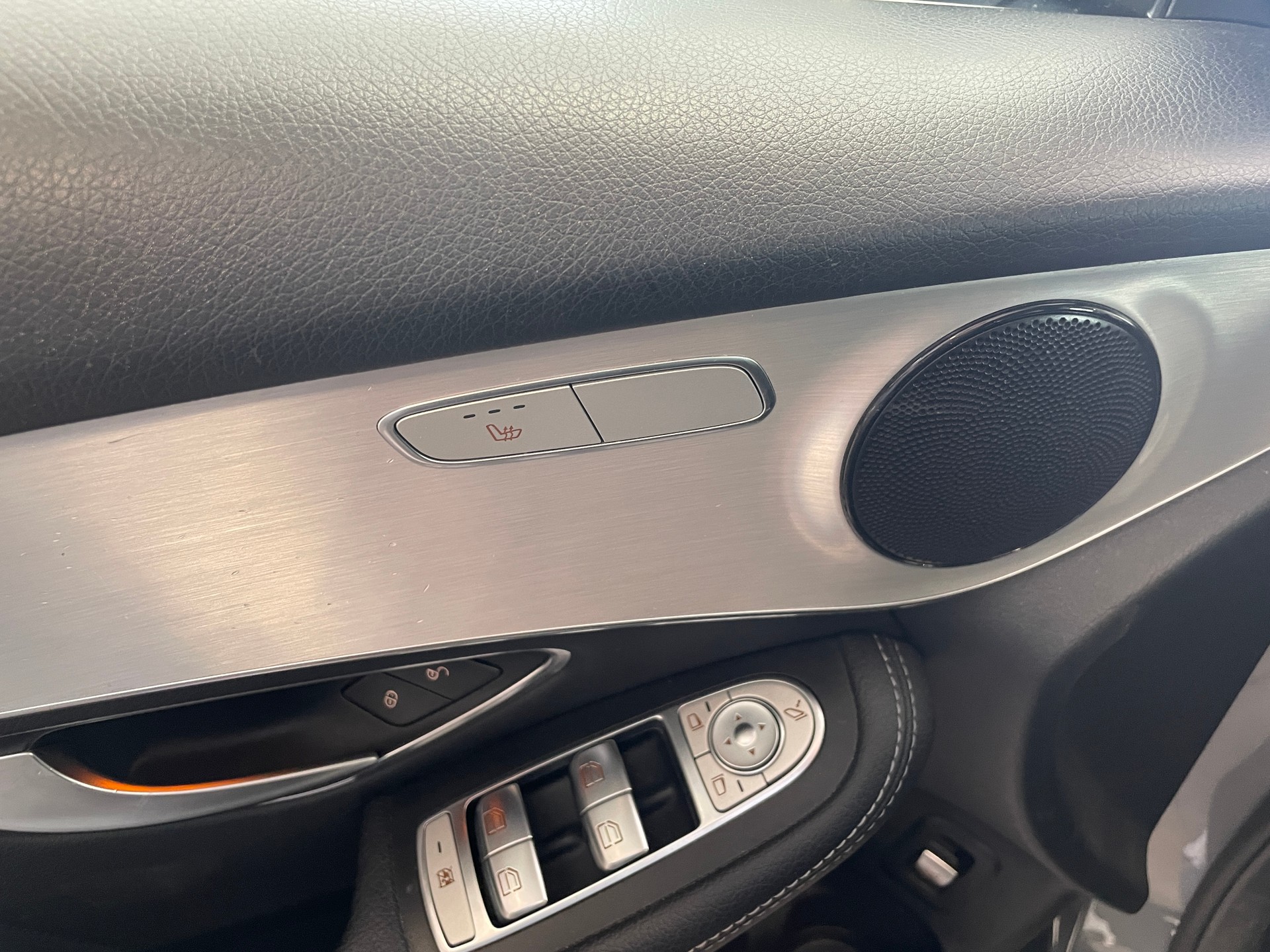 MERCEDES-BENZ GLC 350 e Exclusive 4Matic 7G-Tronic-image-13
