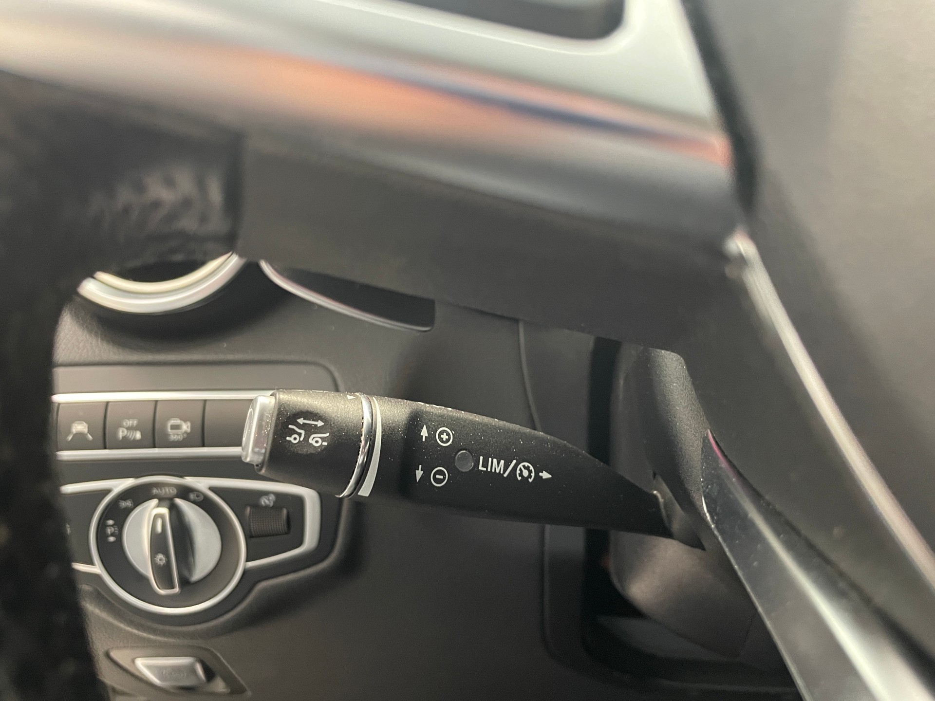 MERCEDES-BENZ GLC 350 e Exclusive 4Matic 7G-Tronic-image-15