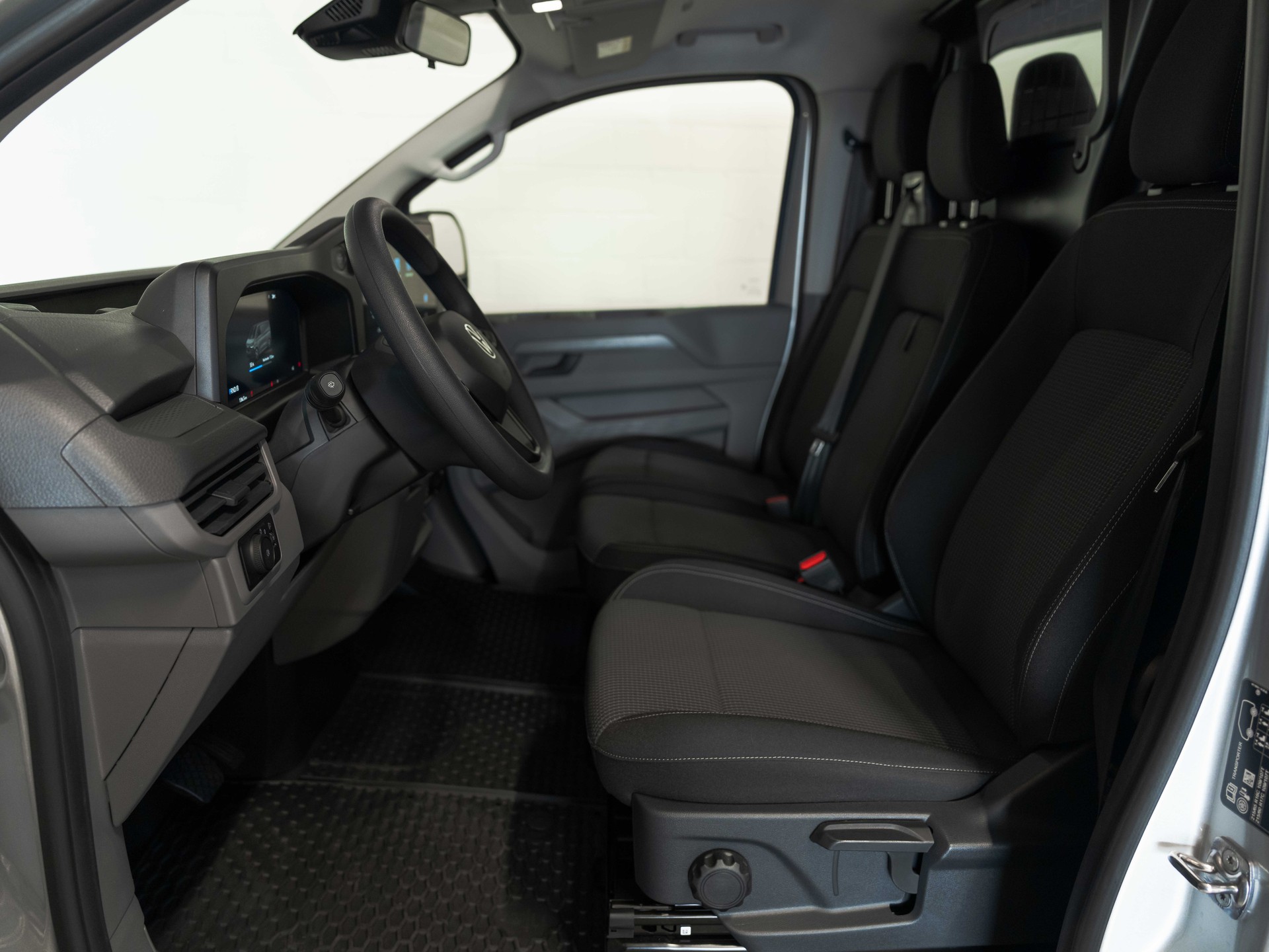 VW e-Transporter 63,8 kWh 5 Jahre oder 150'000km Werksgarantie-image-8