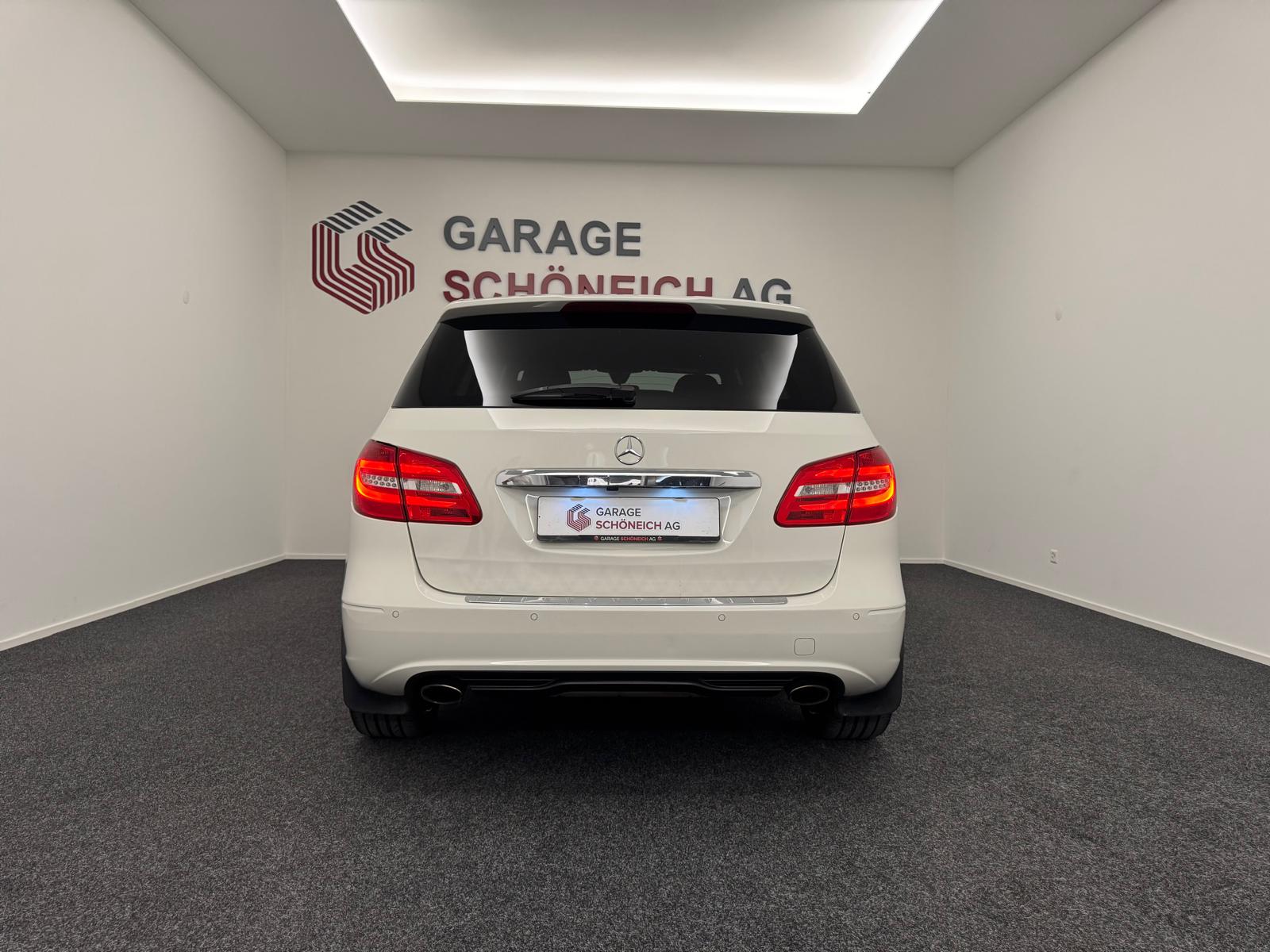 MERCEDES-BENZ B 220 4Matic 7G-DCT-image-5