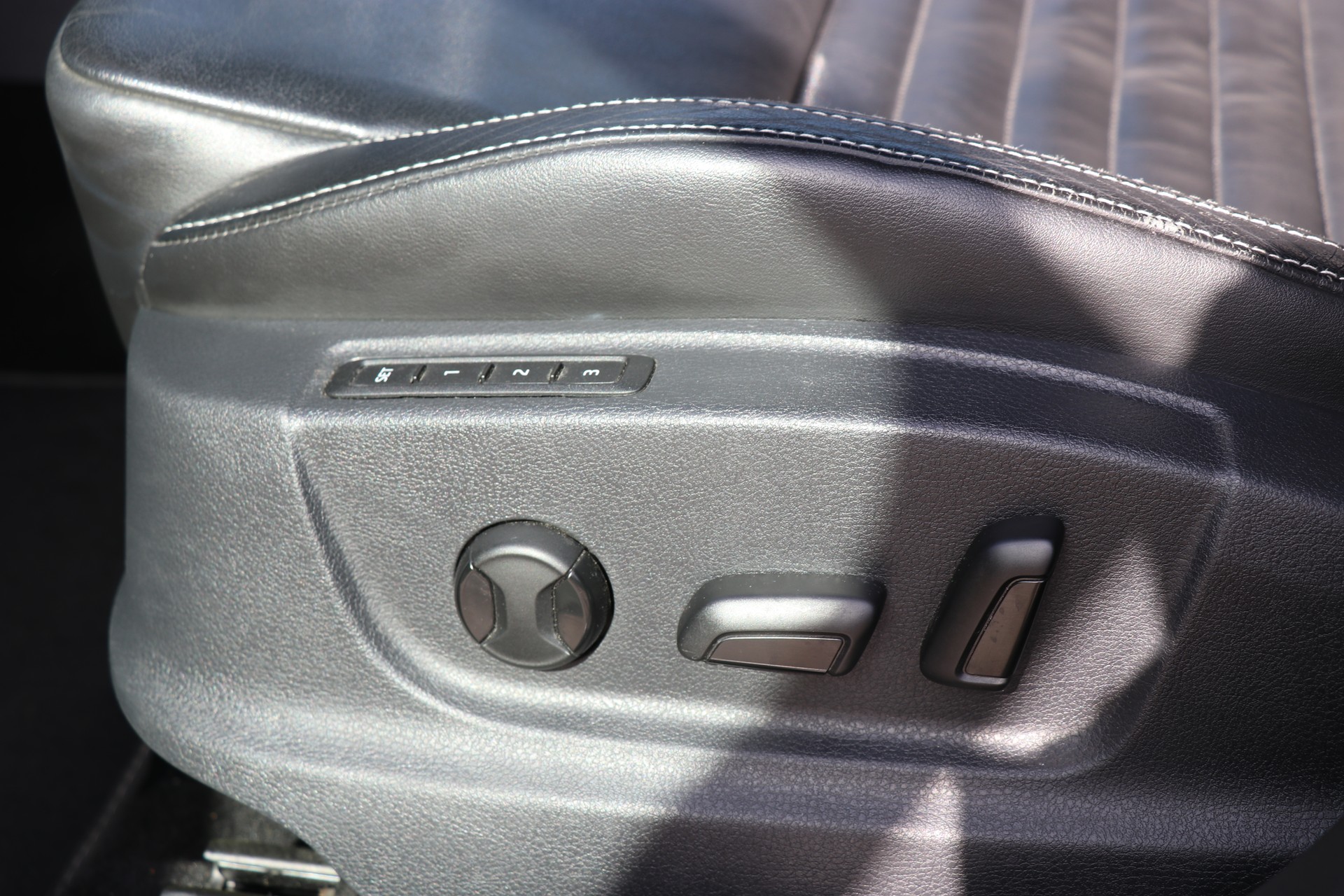 SKODA Octavia Combi 2.0 TSI RS DSG-image-12