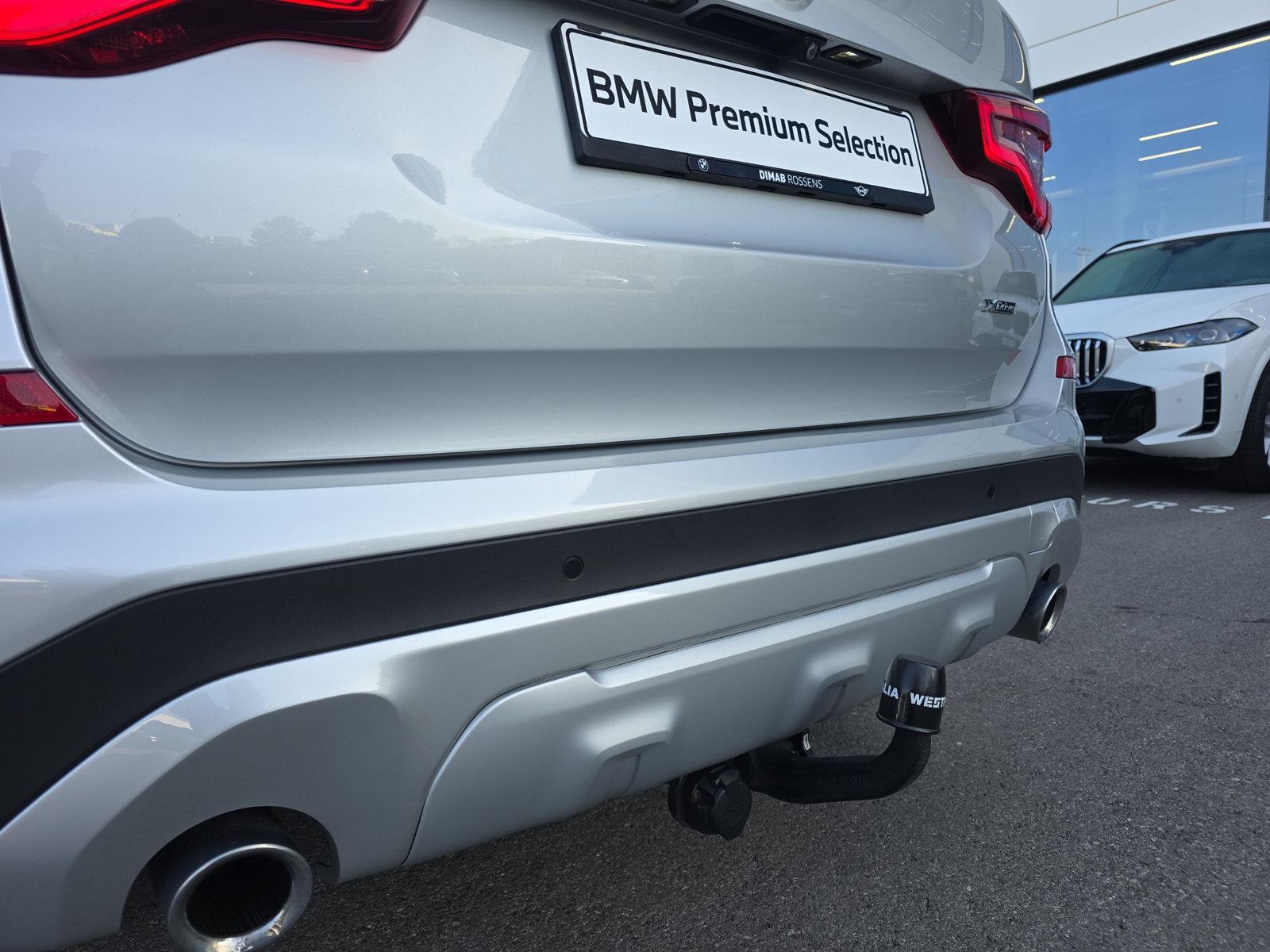 BMW X3 20d xDrive paddles-image-19