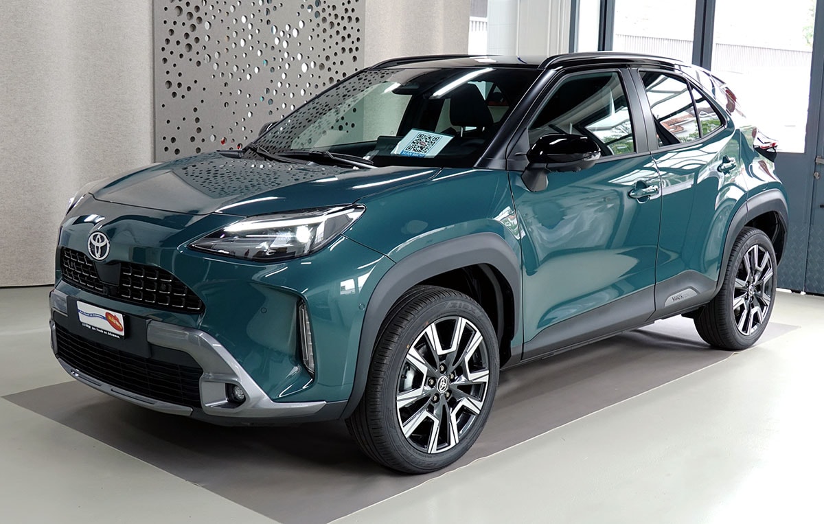TOYOTA Yaris Cross 1.5 Premium 2WD e-CVT 360° Kamera, Panorma