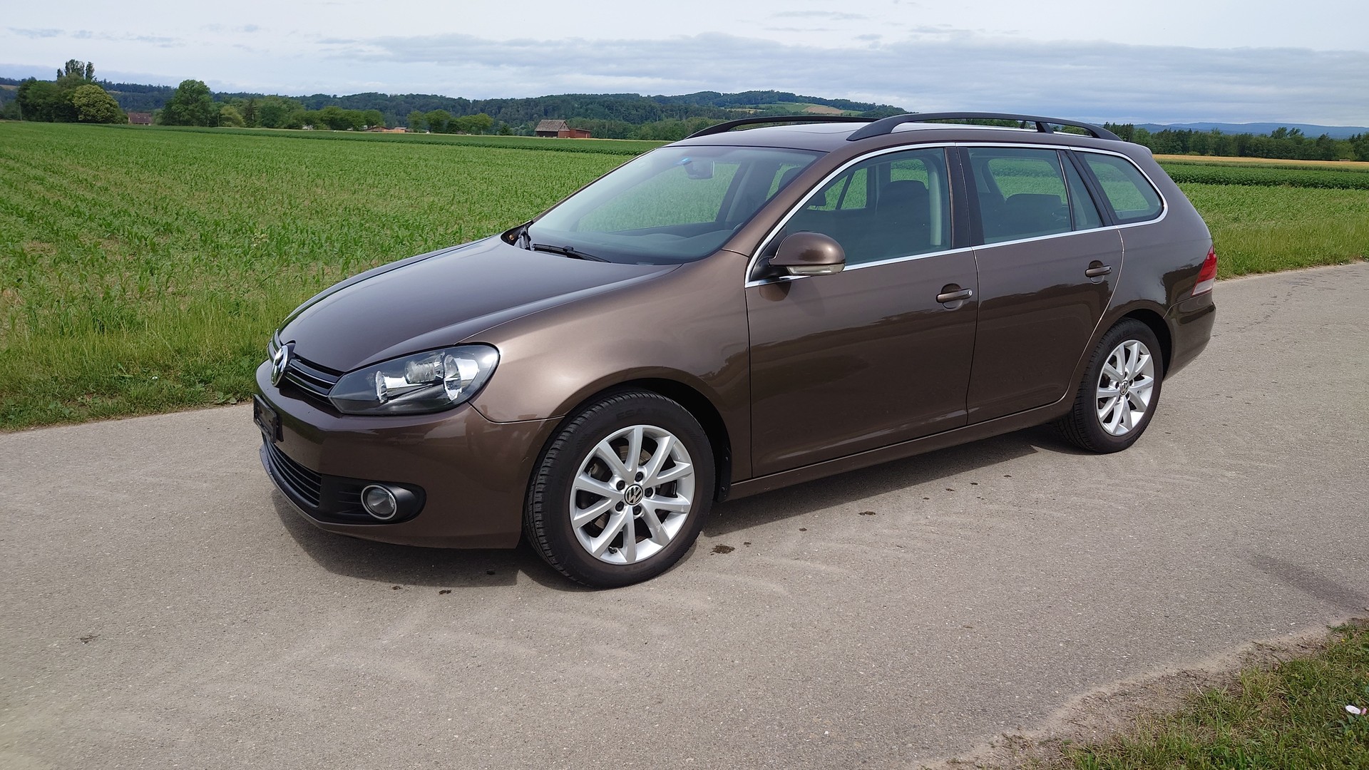 VW Golf Variant 1.2 TSI Comfortline DSG-image-0