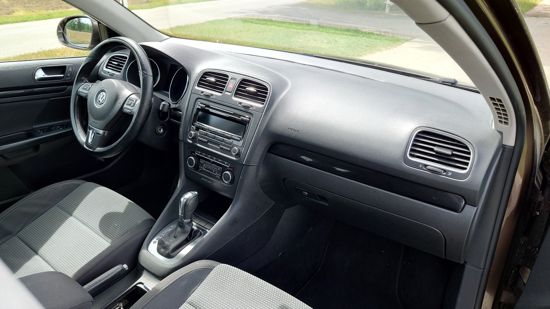 VW Golf Variant 1.2 TSI Comfortline DSG-image-10