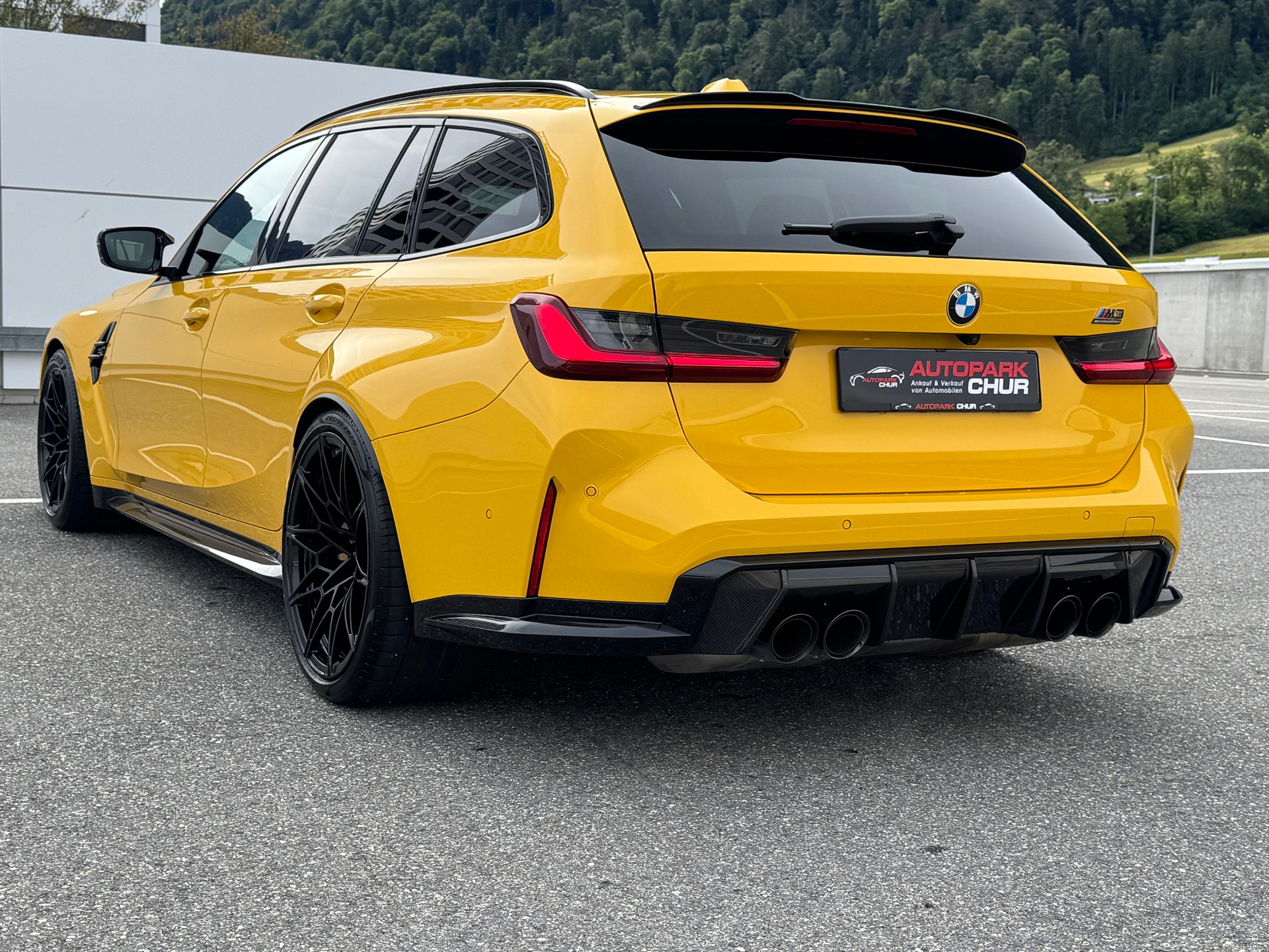 BMW M3 Touring xDrive Competition M Individual Speed Gelb-image-2
