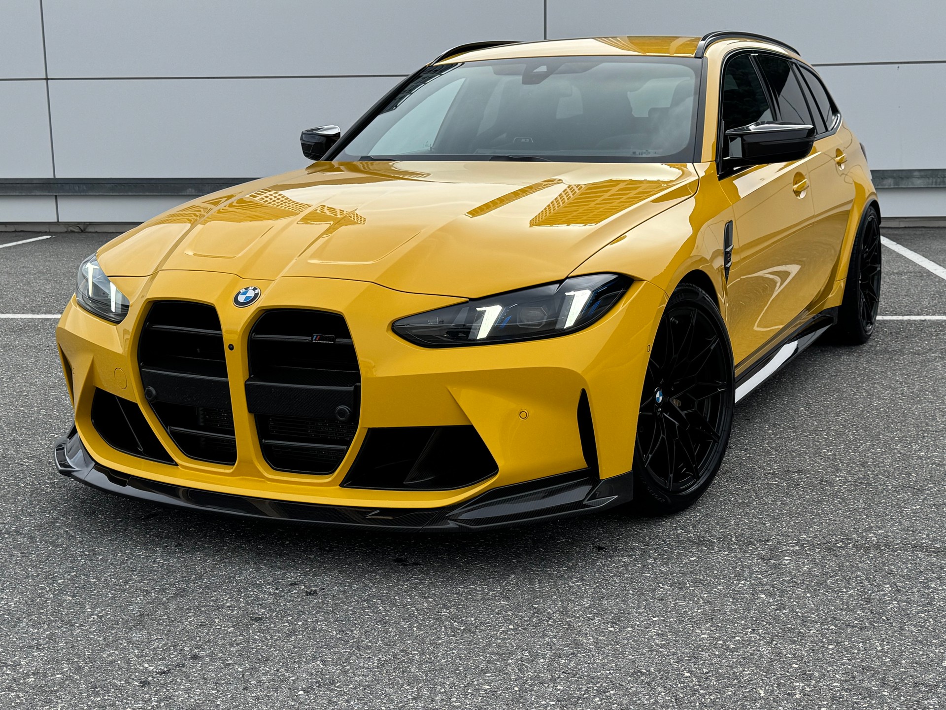 BMW M3 Touring xDrive Competition M Individual Speed Gelb-image-0