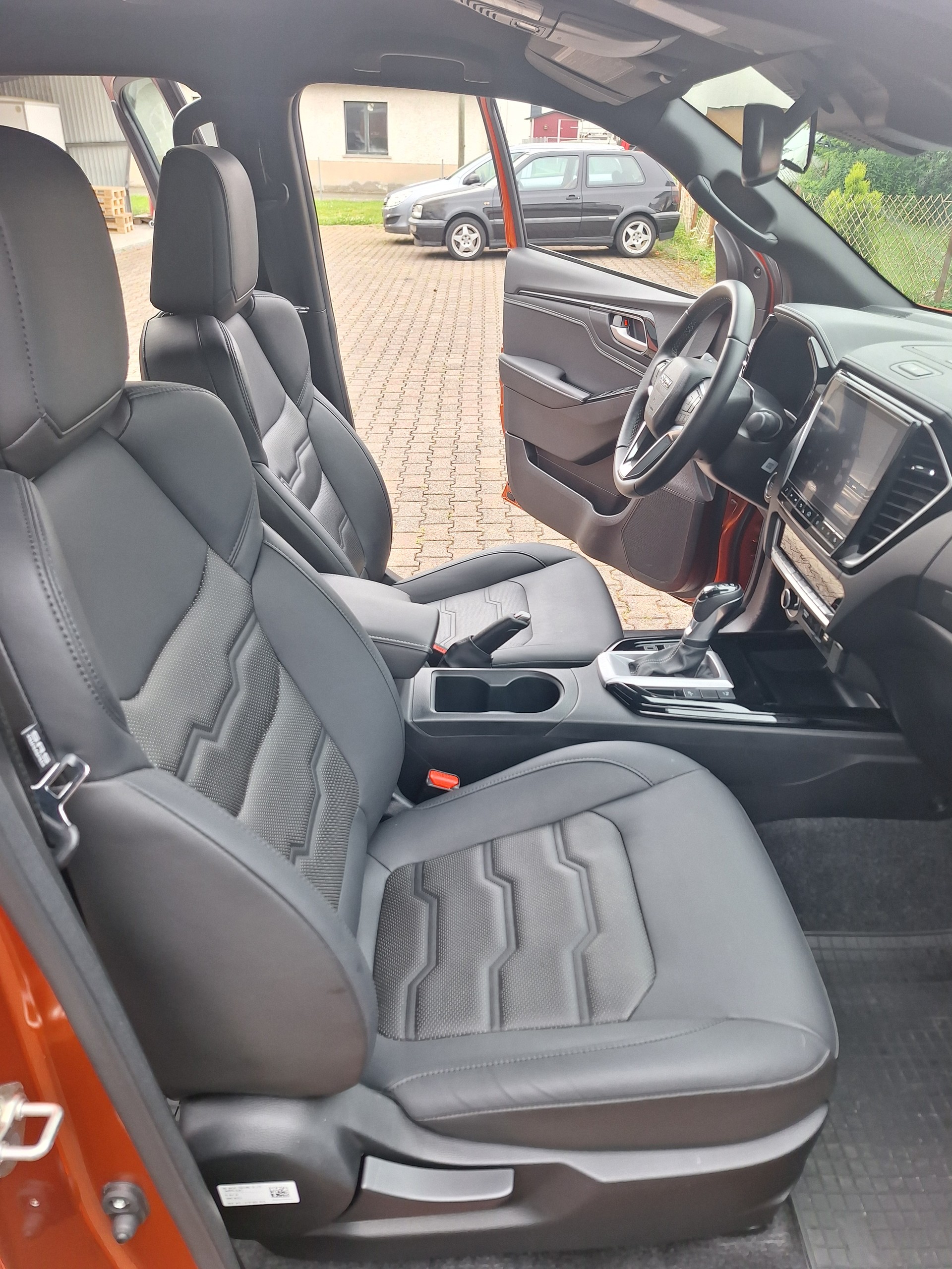 ISUZU D-Max DK 4x4 LSE-image-8
