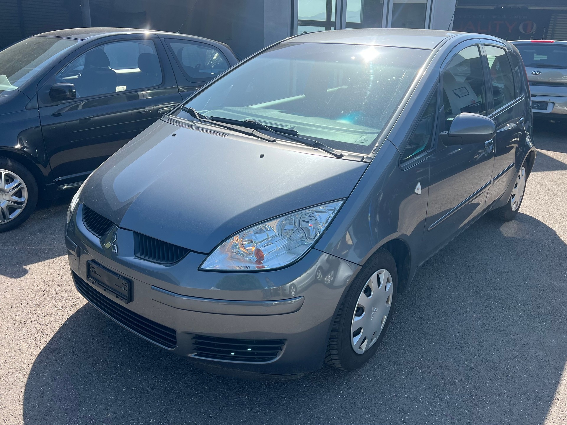 MITSUBISHI Colt 1.5 16V Invite-image-0
