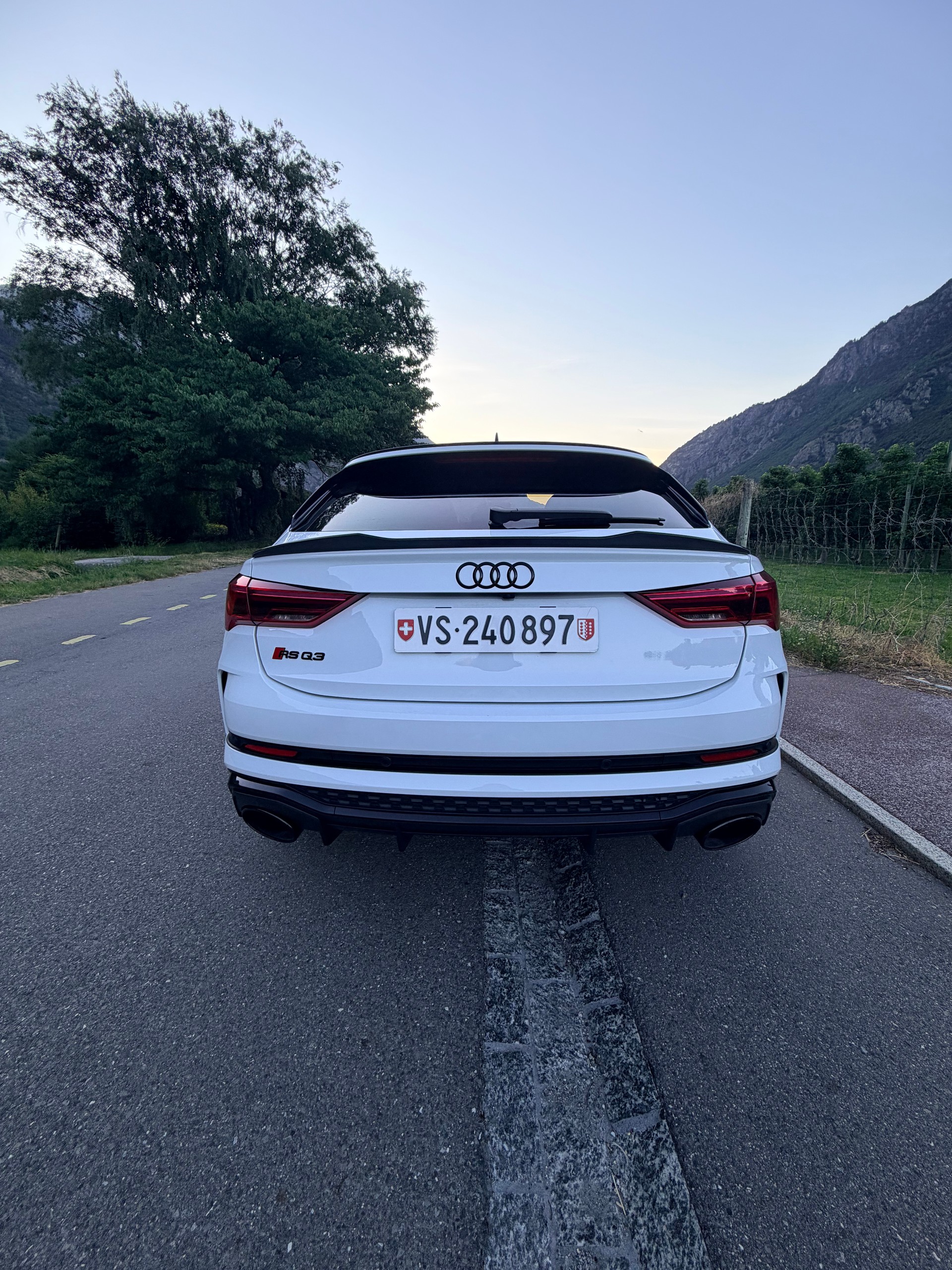AUDI 2.5 TFSI quattro S-Tronic-image-5