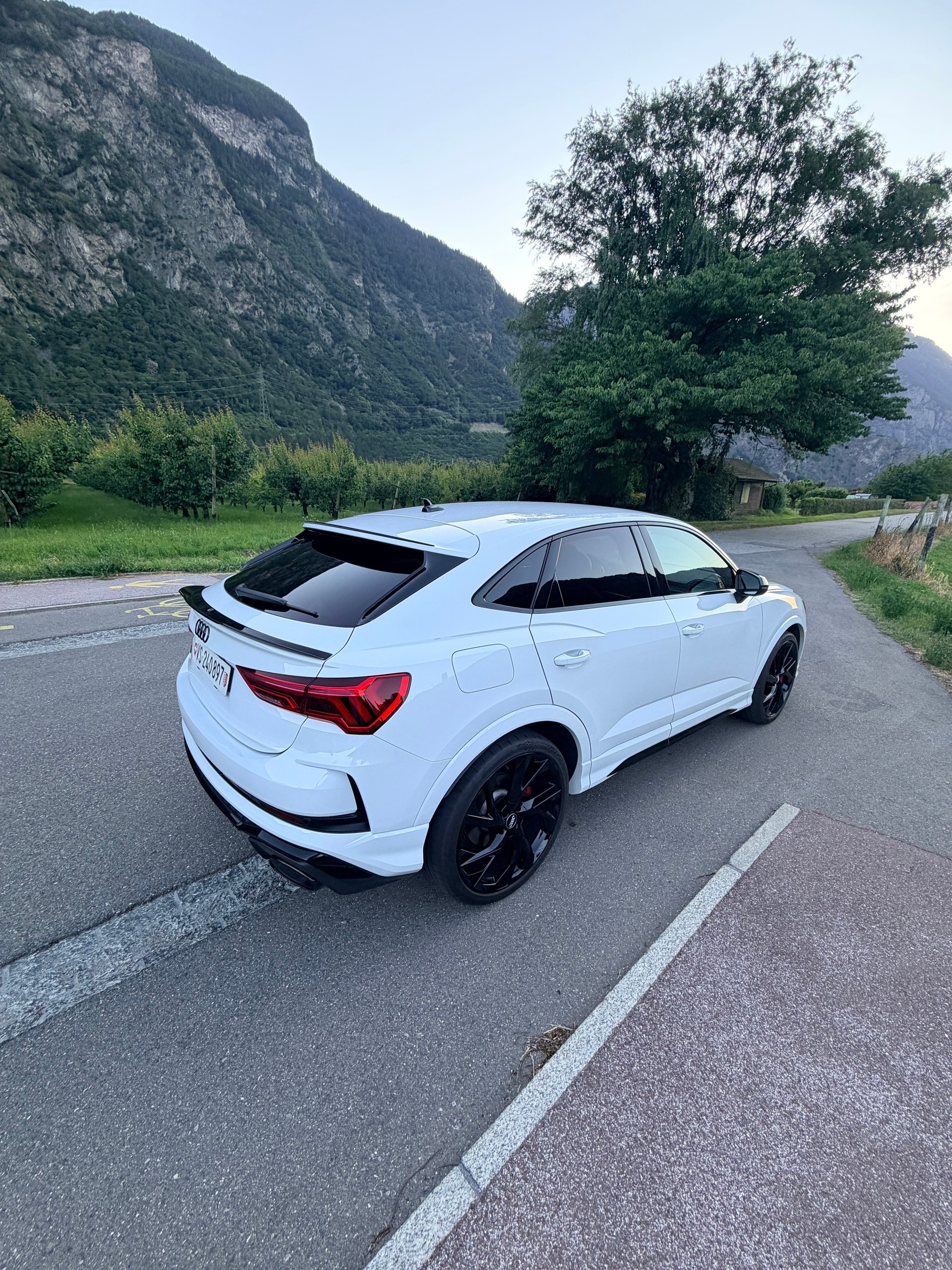 AUDI 2.5 TFSI quattro S-Tronic-image-1