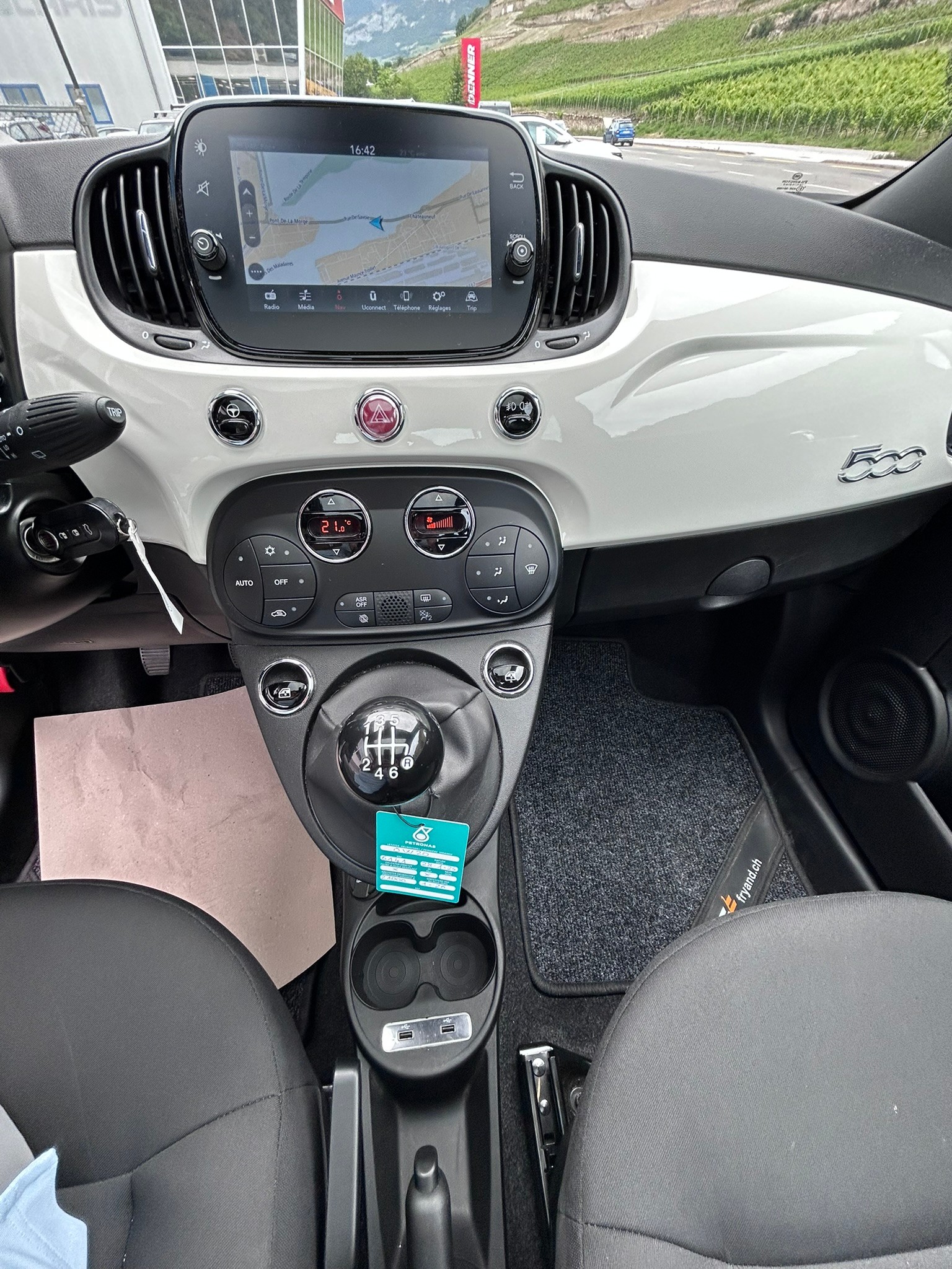 FIAT 500 1.0 N3 MildHybrid Swiss Edition-image-8