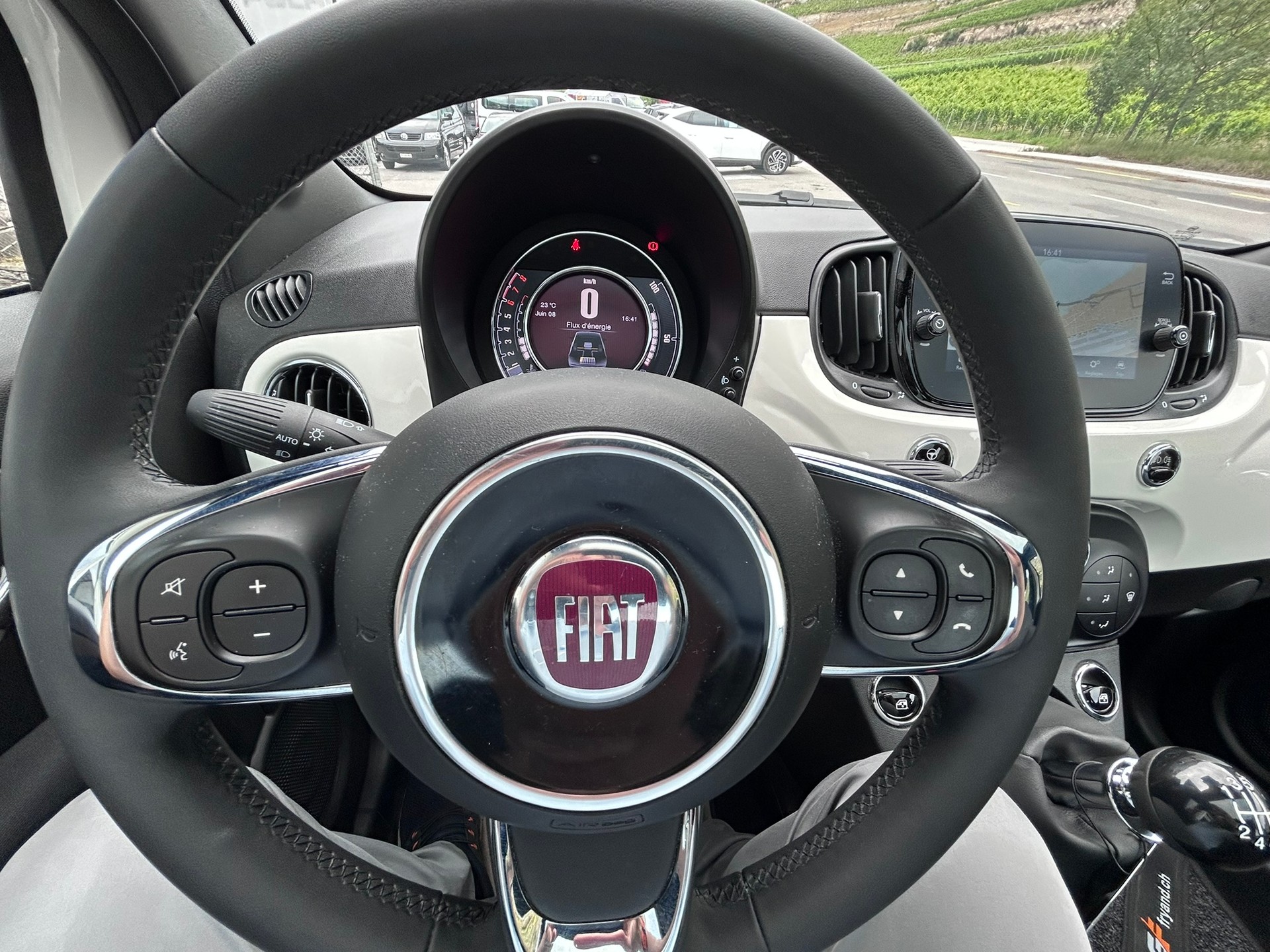 FIAT 500 1.0 N3 MildHybrid Swiss Edition-image-7