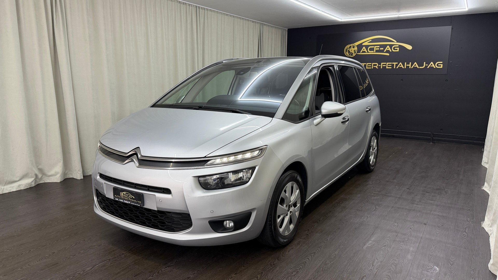 CITROEN Grand C4 Picasso 1.6i 16V e-THP Séduction-image-0